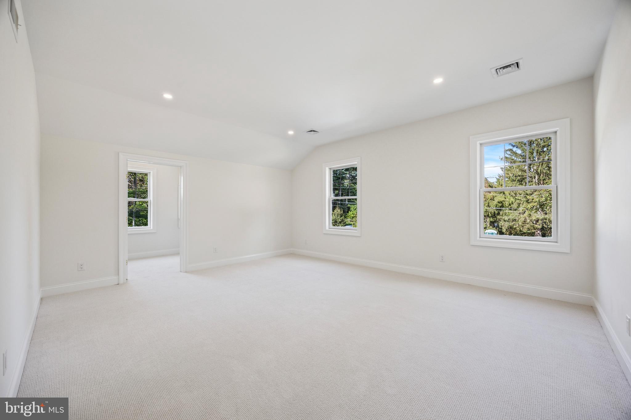 BUTTONWOOD FARMS - Residential