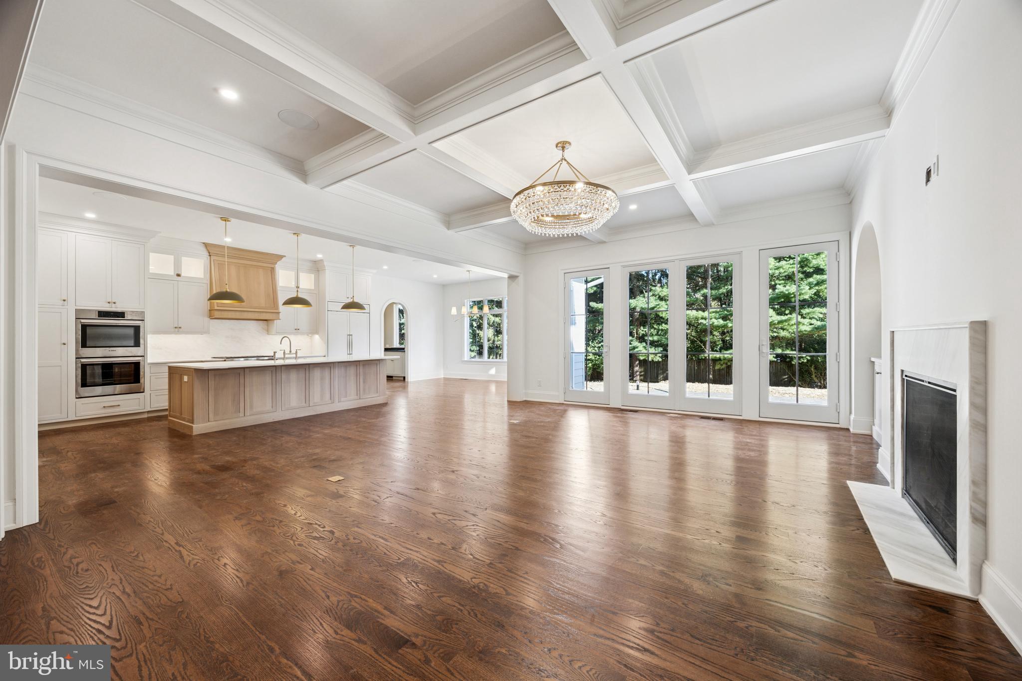 BUTTONWOOD FARMS - Residential