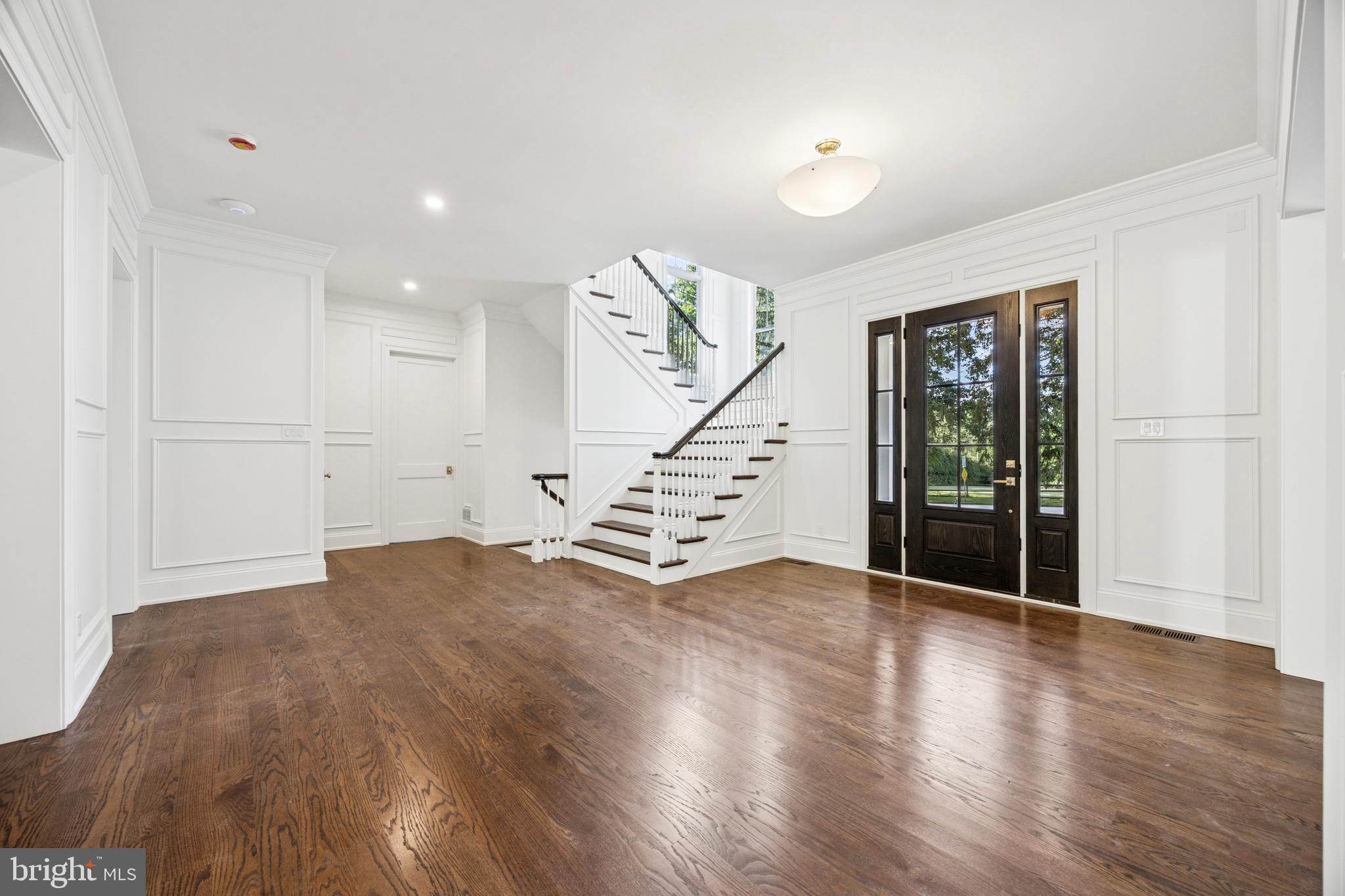 BUTTONWOOD FARMS - Residential