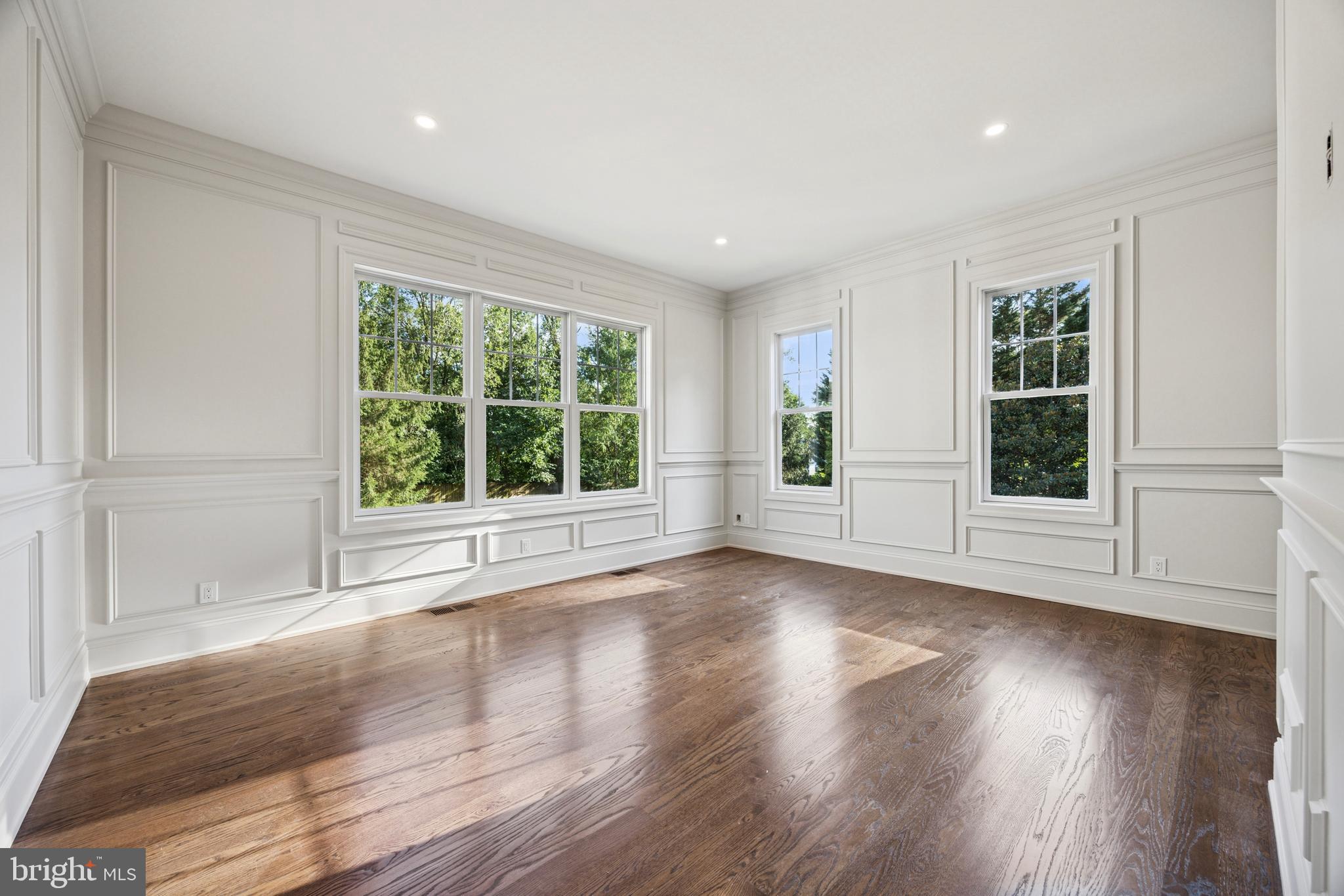 BUTTONWOOD FARMS - Residential