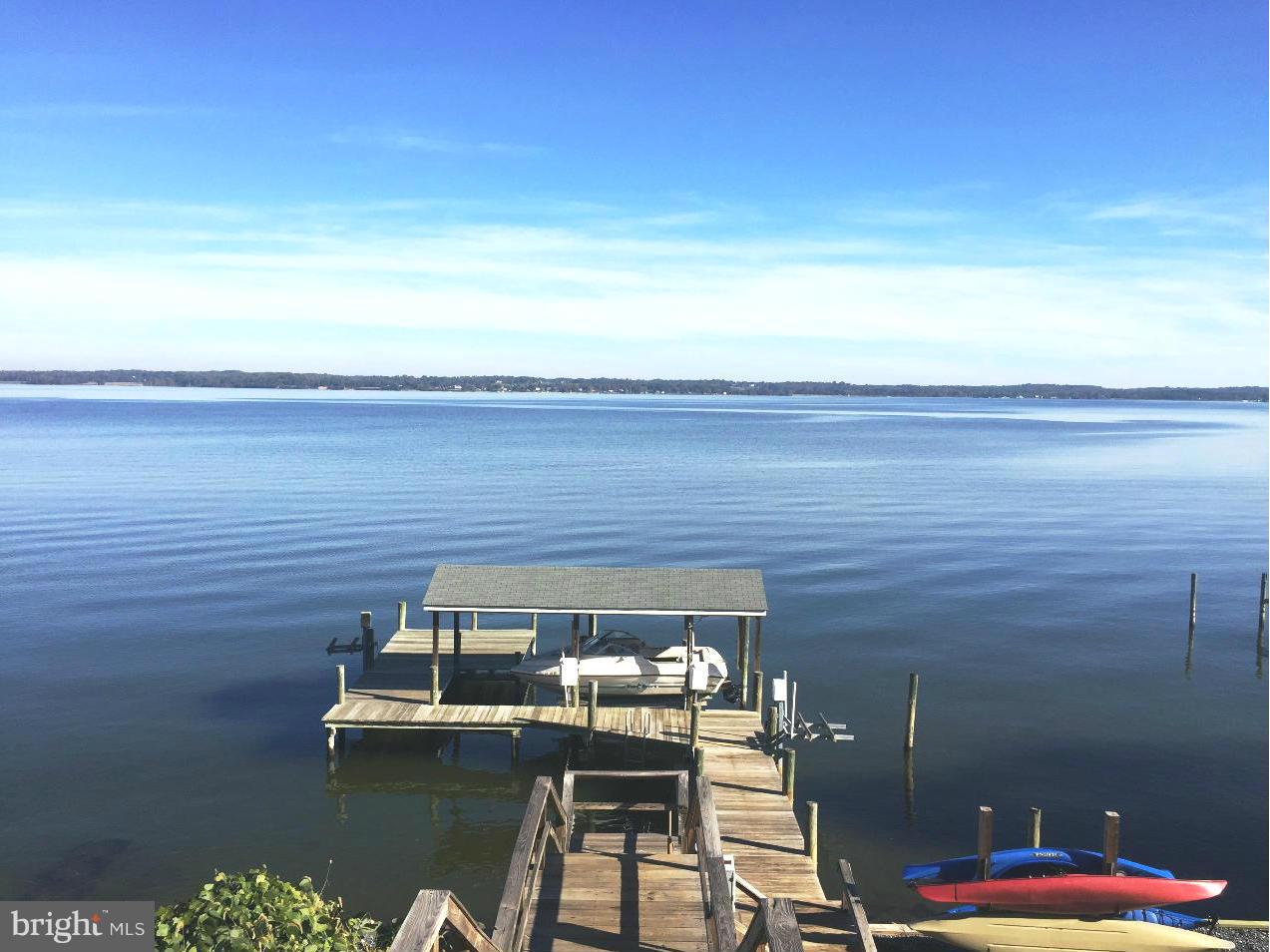 HOLLYWOOD SHORES - Residential