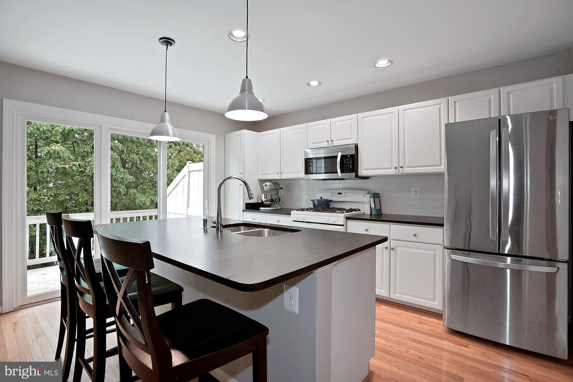 RESTON - Residential Lease