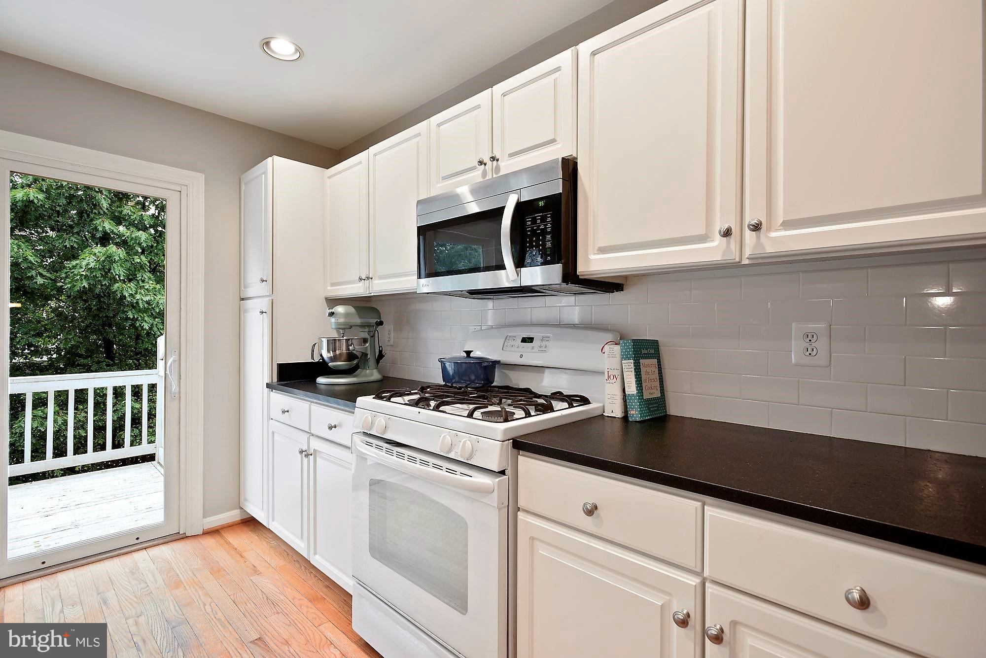 RESTON - Residential Lease