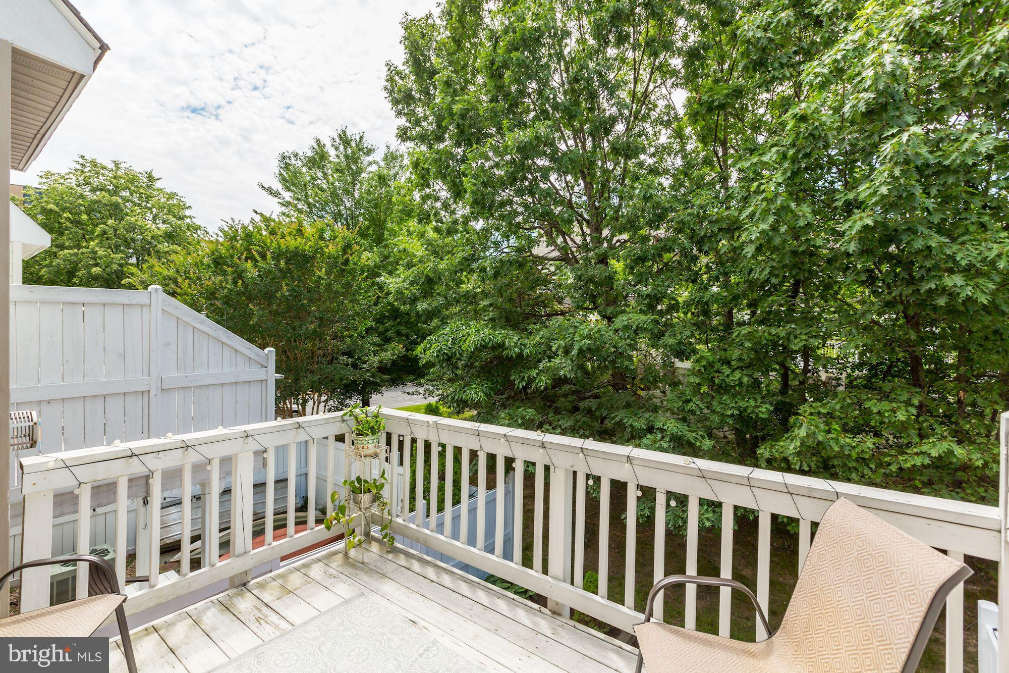 RESTON - Residential Lease