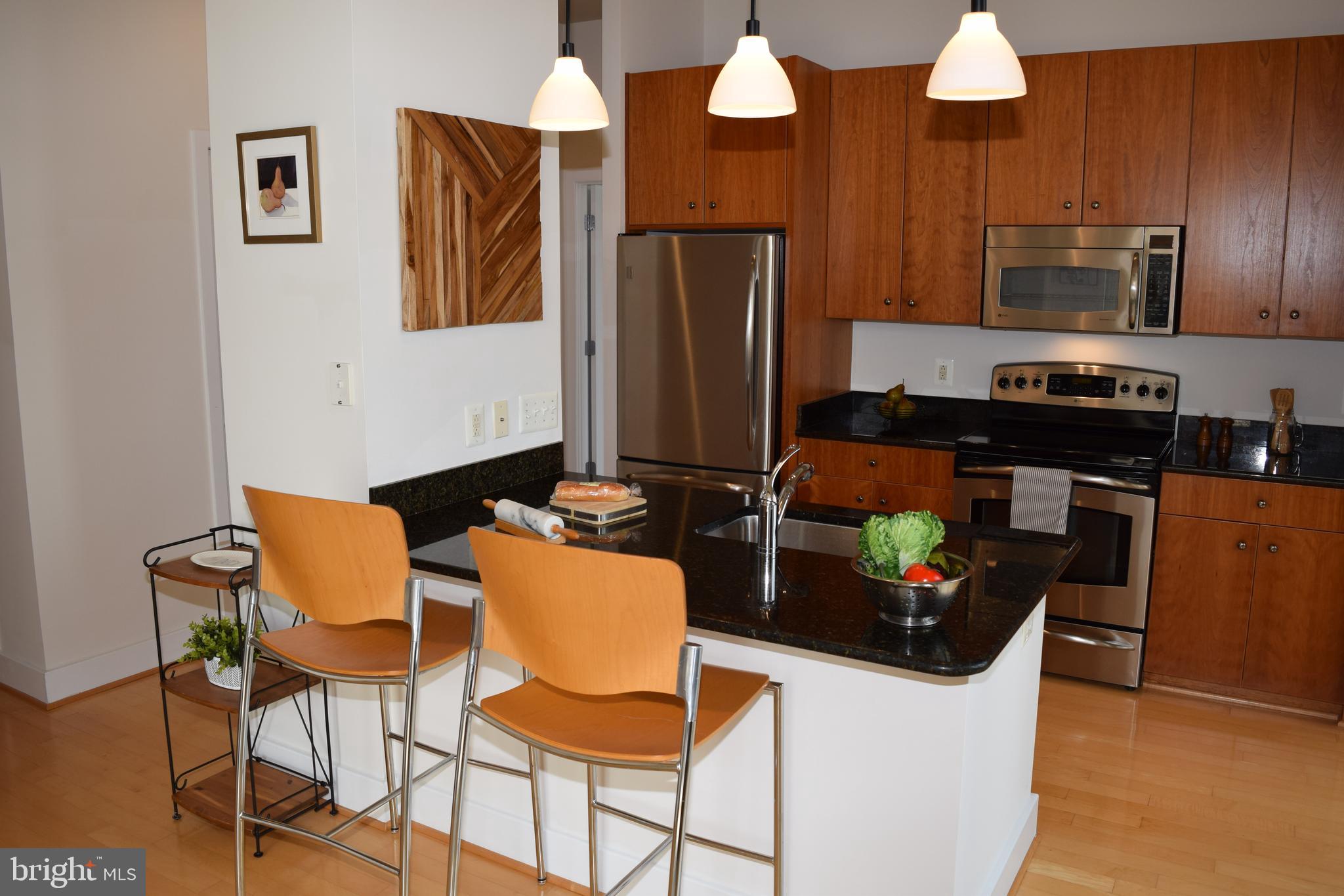 CONDOS AT CARLYLE SQUARE - Residential Lease