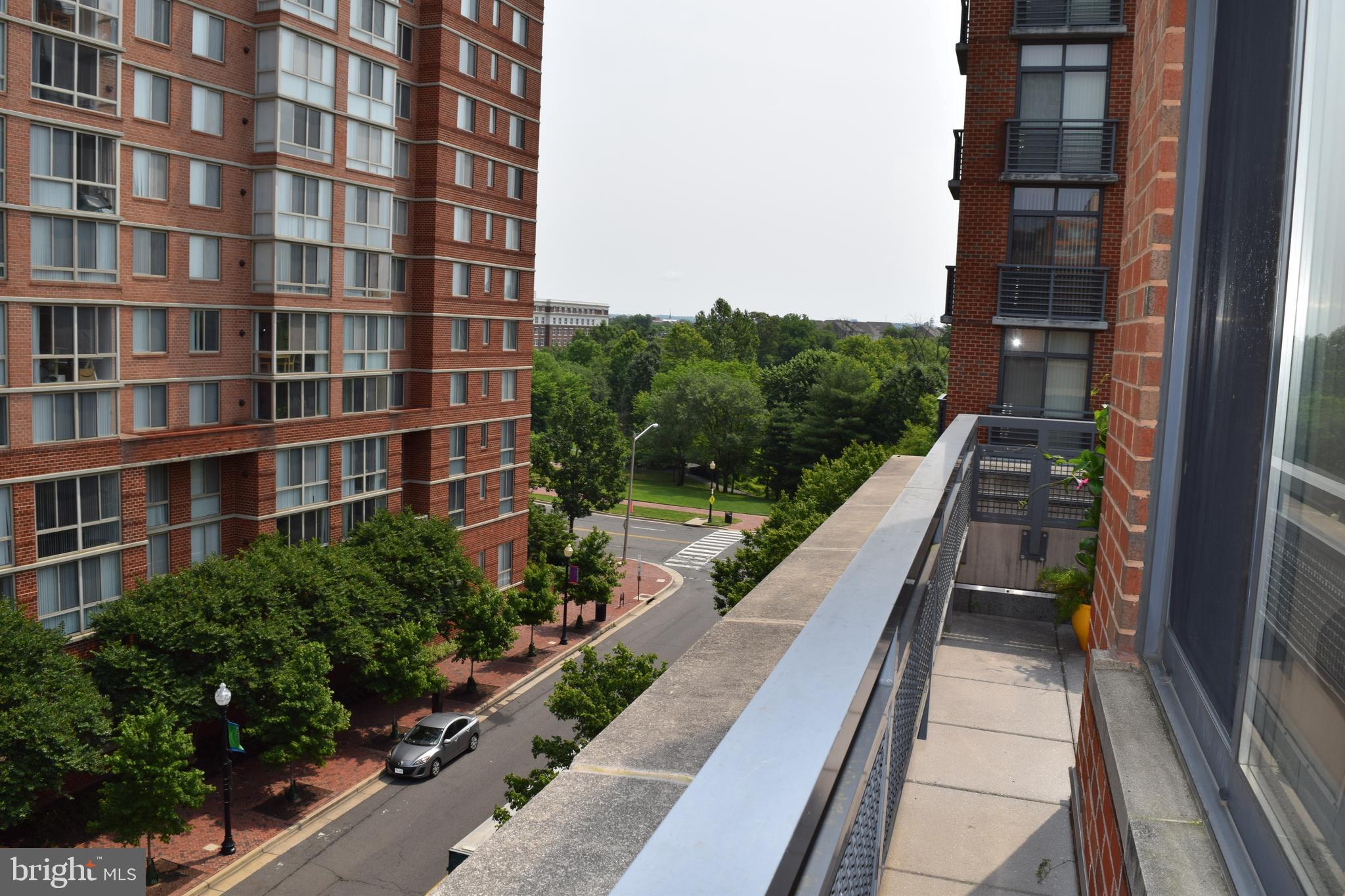 CONDOS AT CARLYLE SQUARE - Residential Lease