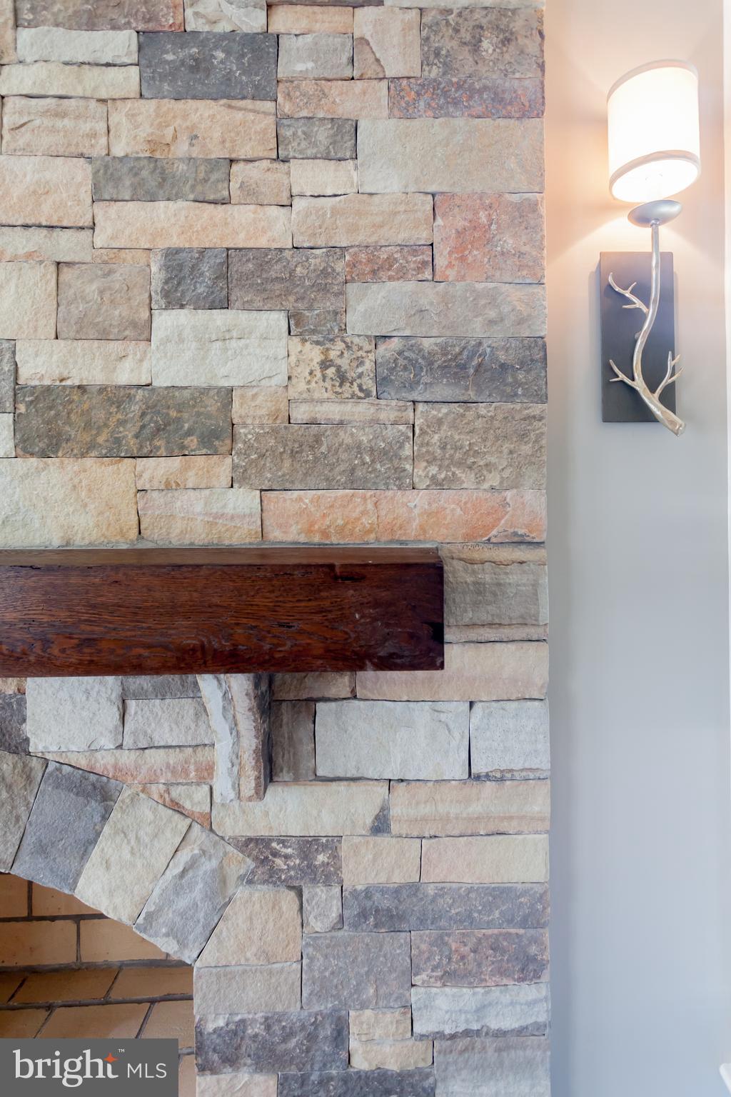 COUNTRY CLUB HILLS - Residential