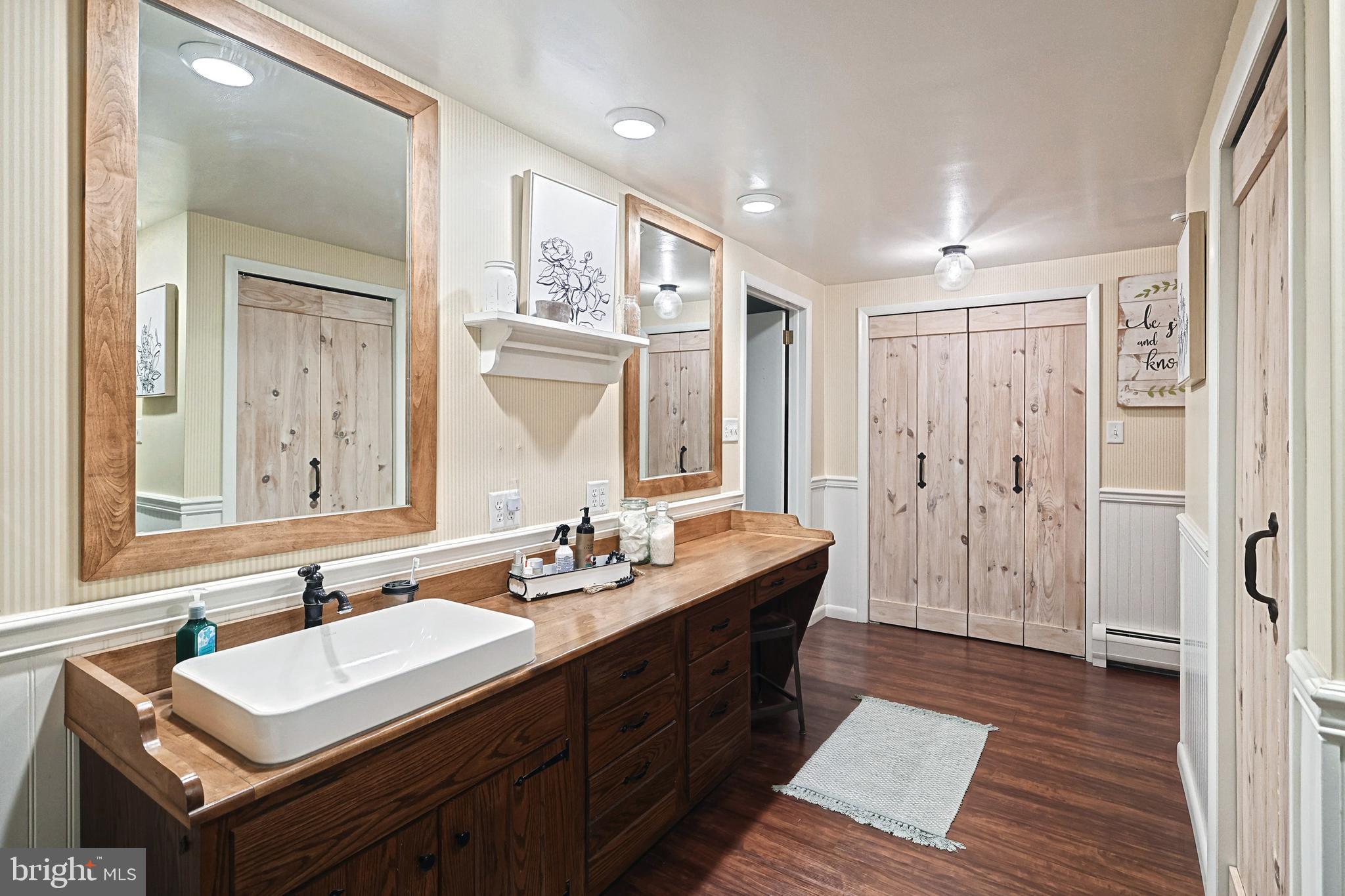 HUNTINGTON TOWNSHIP - Residential