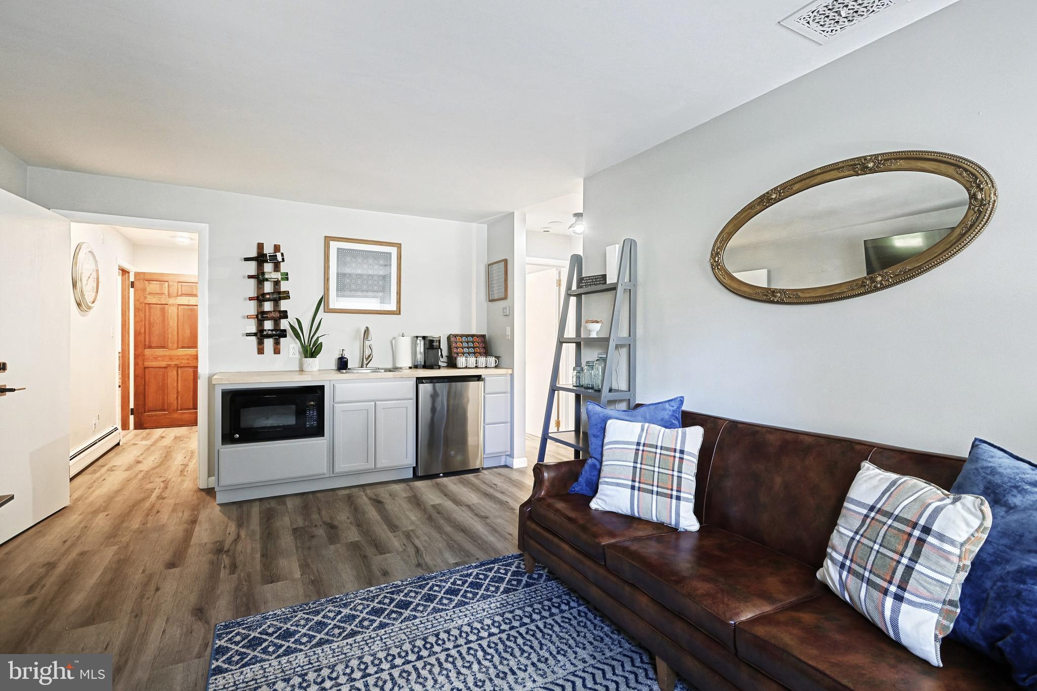 HUNTINGTON TOWNSHIP - Residential