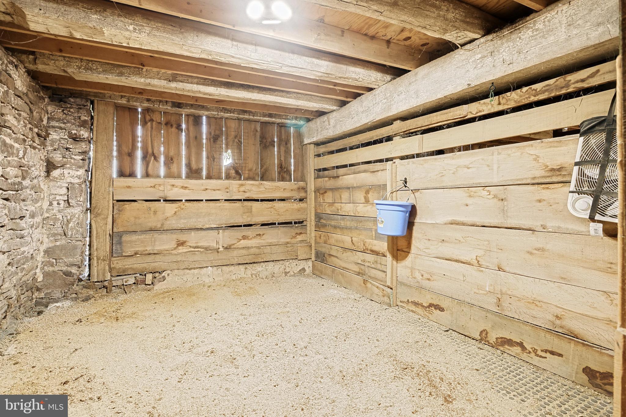 HUNTINGTON TOWNSHIP - Residential