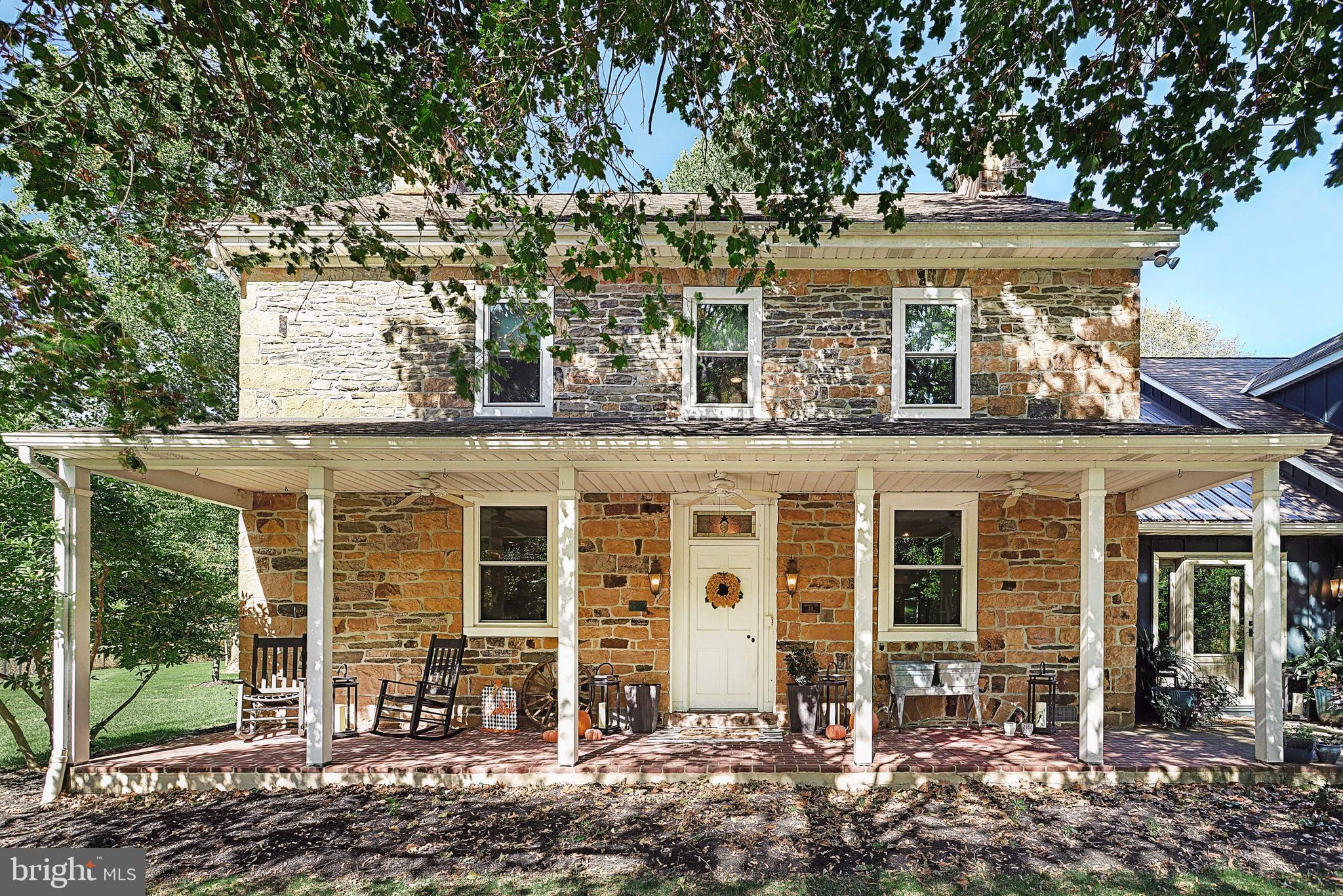 HUNTINGTON TOWNSHIP - Residential