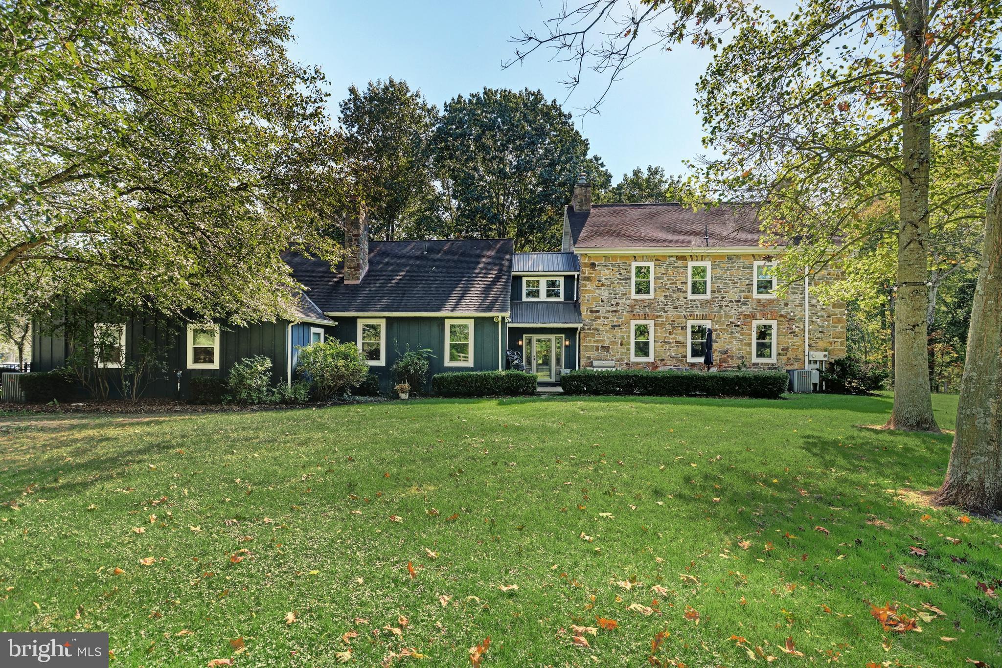 HUNTINGTON TOWNSHIP - Residential