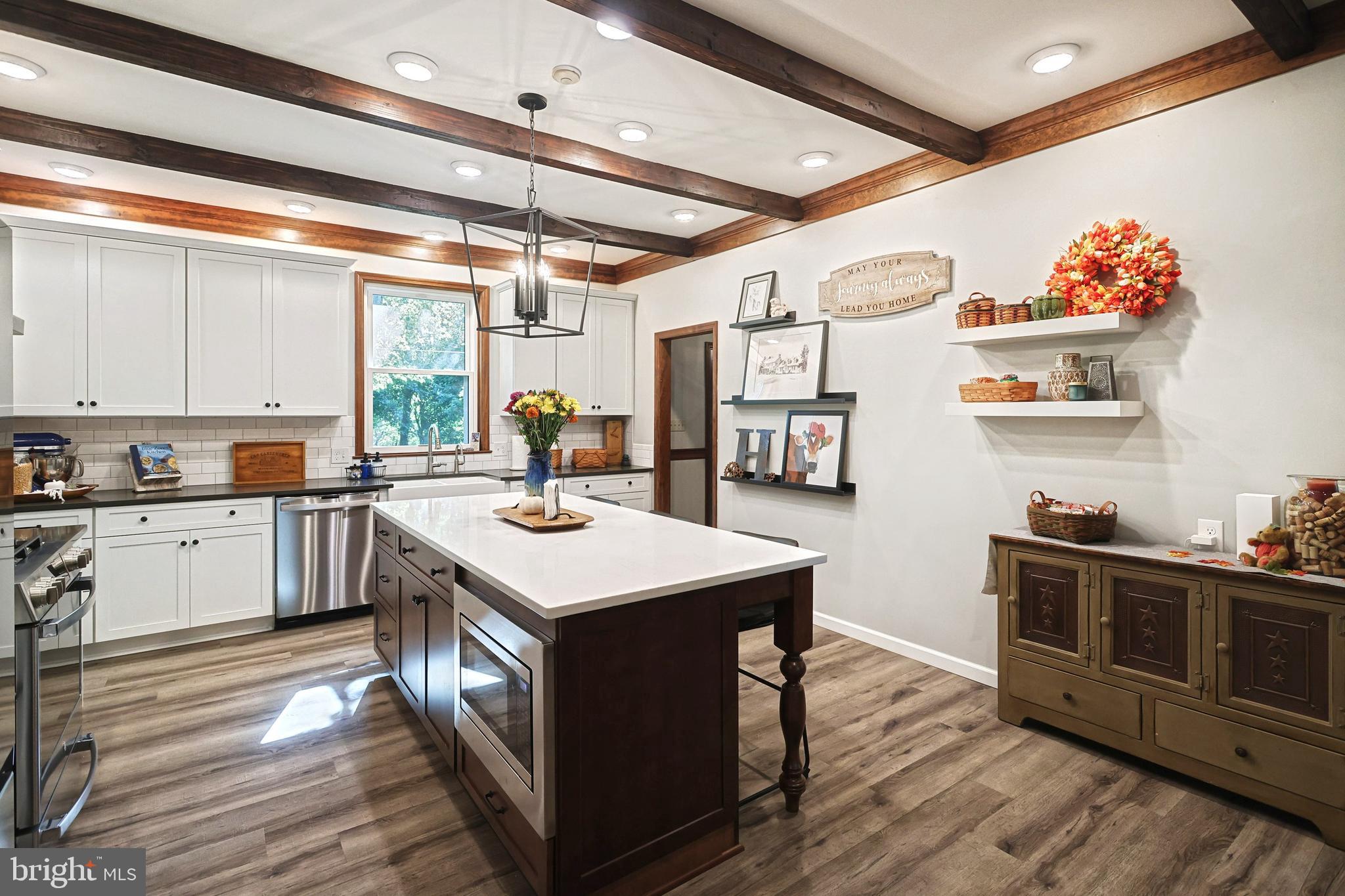 HUNTINGTON TOWNSHIP - Residential