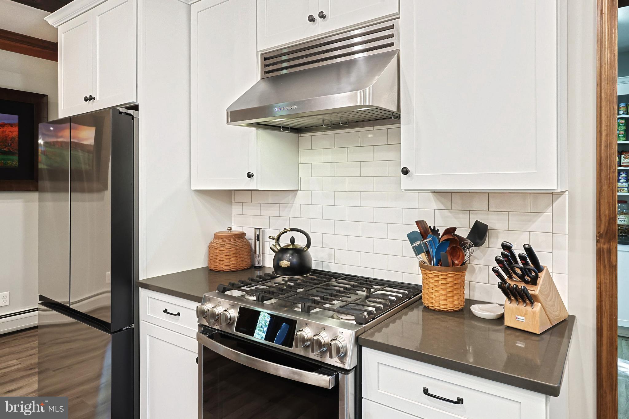 HUNTINGTON TOWNSHIP - Residential