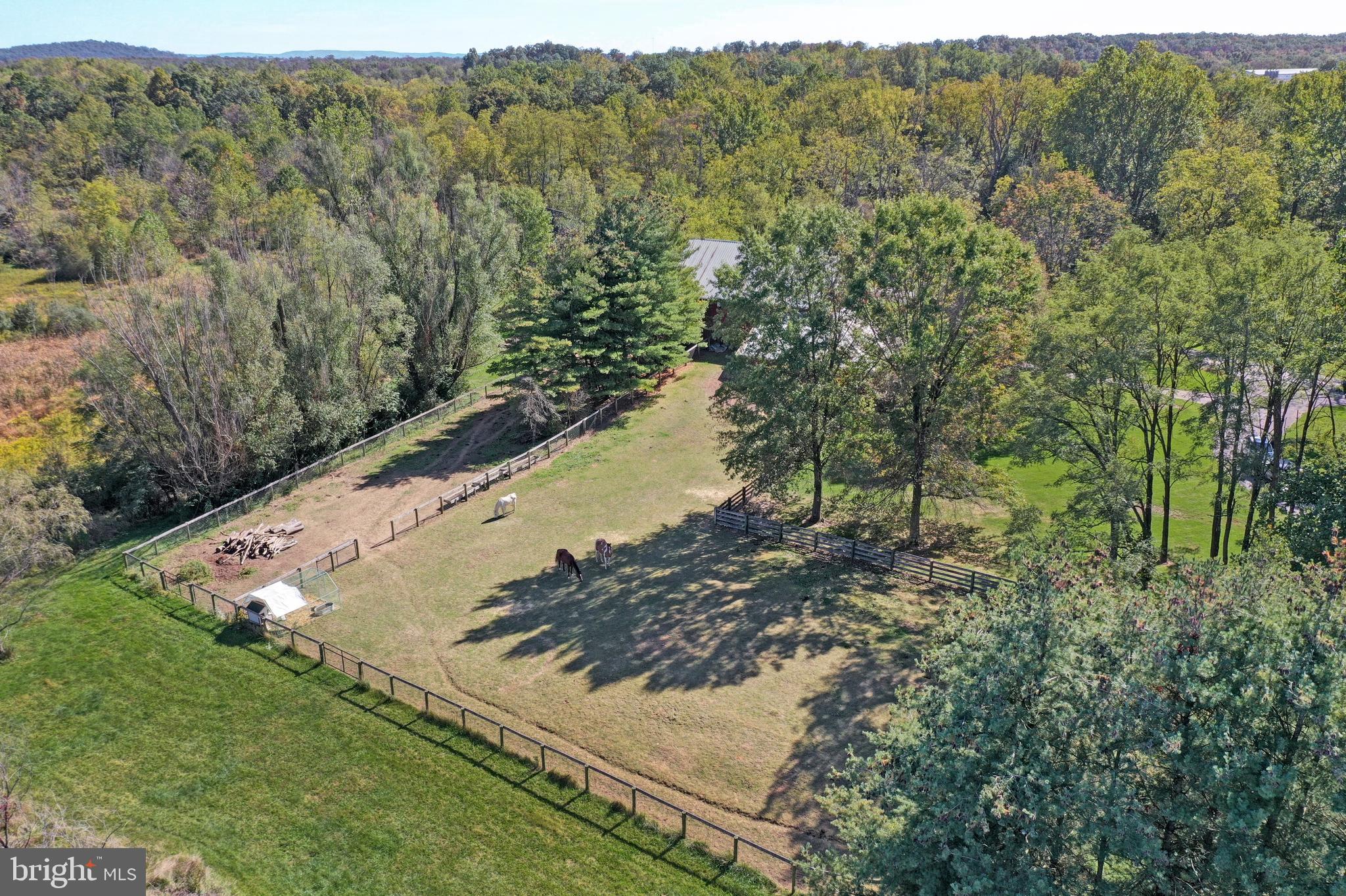 HUNTINGTON TOWNSHIP - Residential