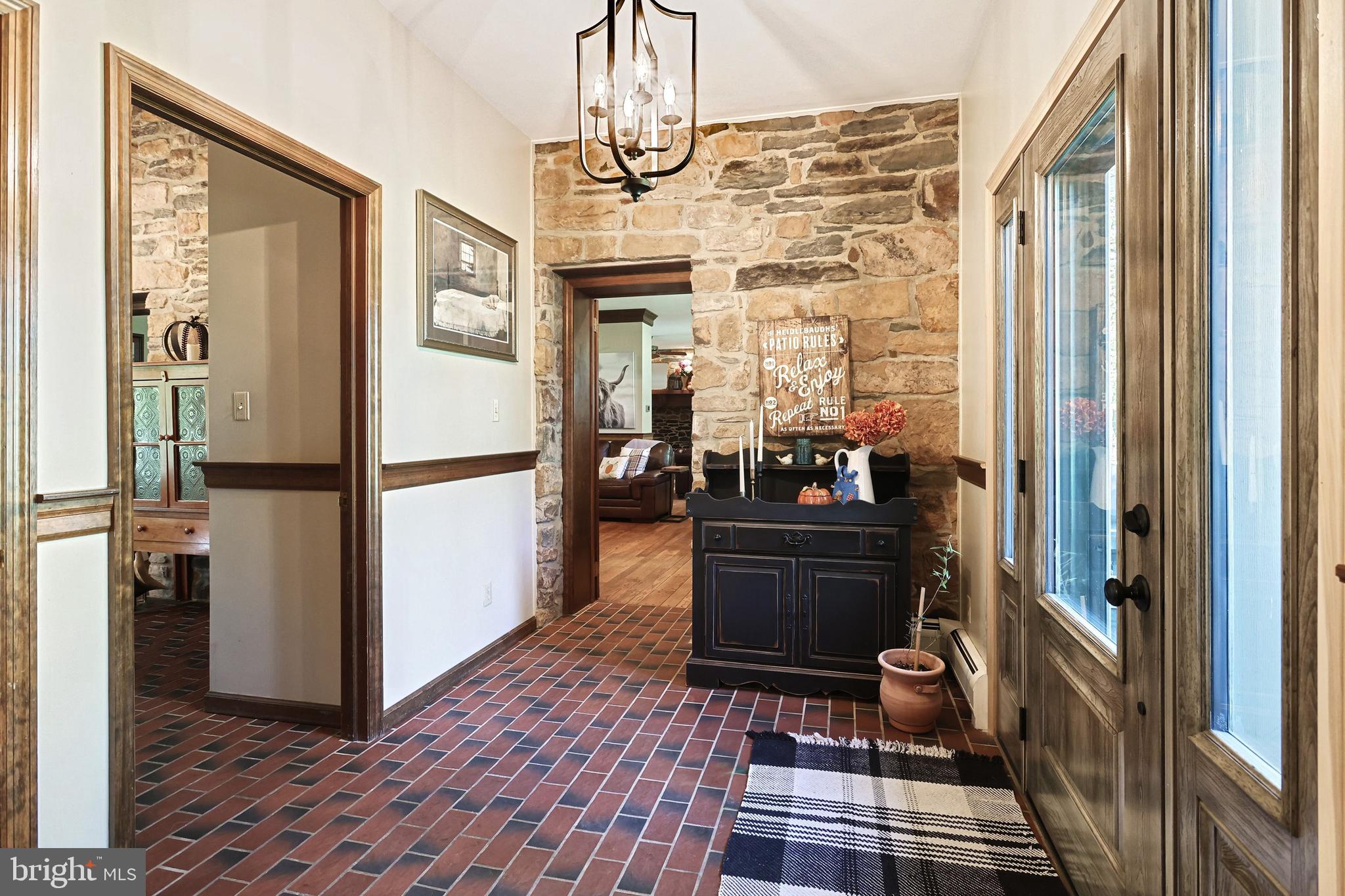 HUNTINGTON TOWNSHIP - Residential