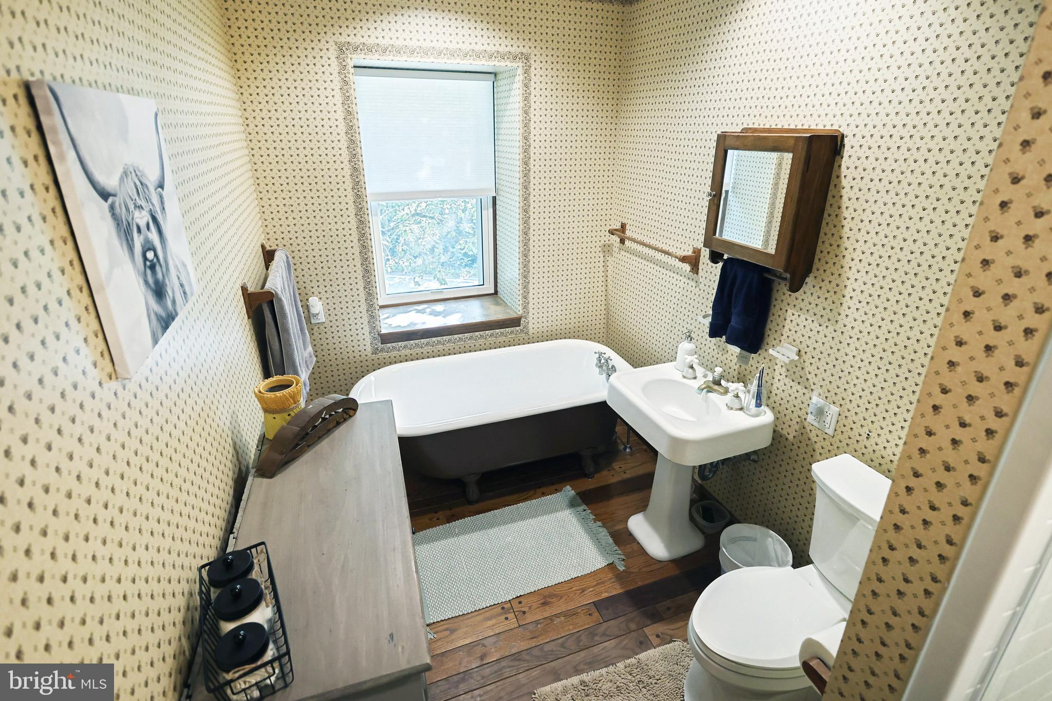 HUNTINGTON TOWNSHIP - Residential