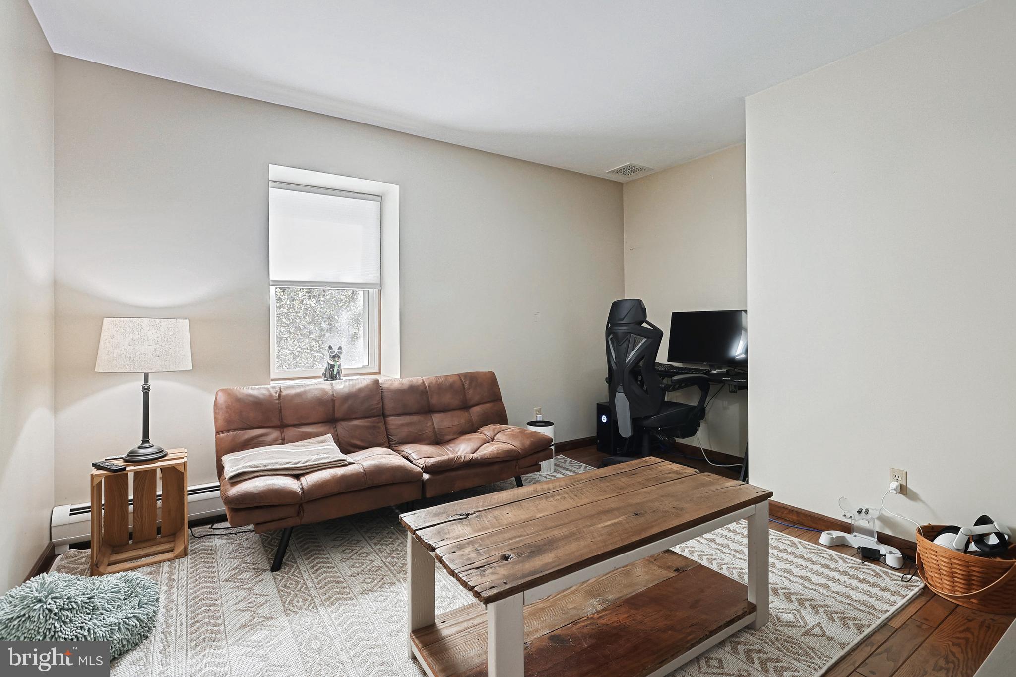 HUNTINGTON TOWNSHIP - Residential