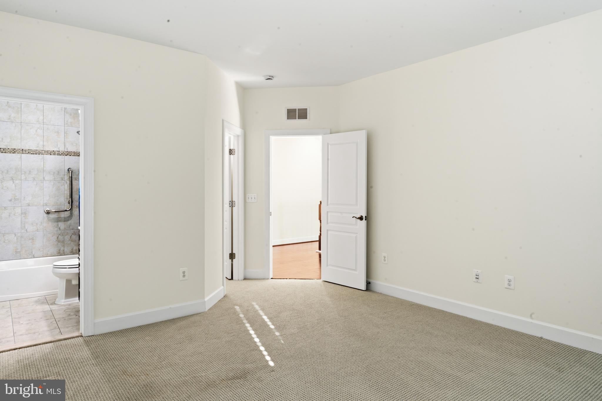 23028 Creighton Farms Dr, Leesburg, VA, 20175, USA, 5 Bedrooms Bedrooms, ,6 BathroomsBathrooms,Residential,Active,23028 Creighton Farms Dr,VALO2133250