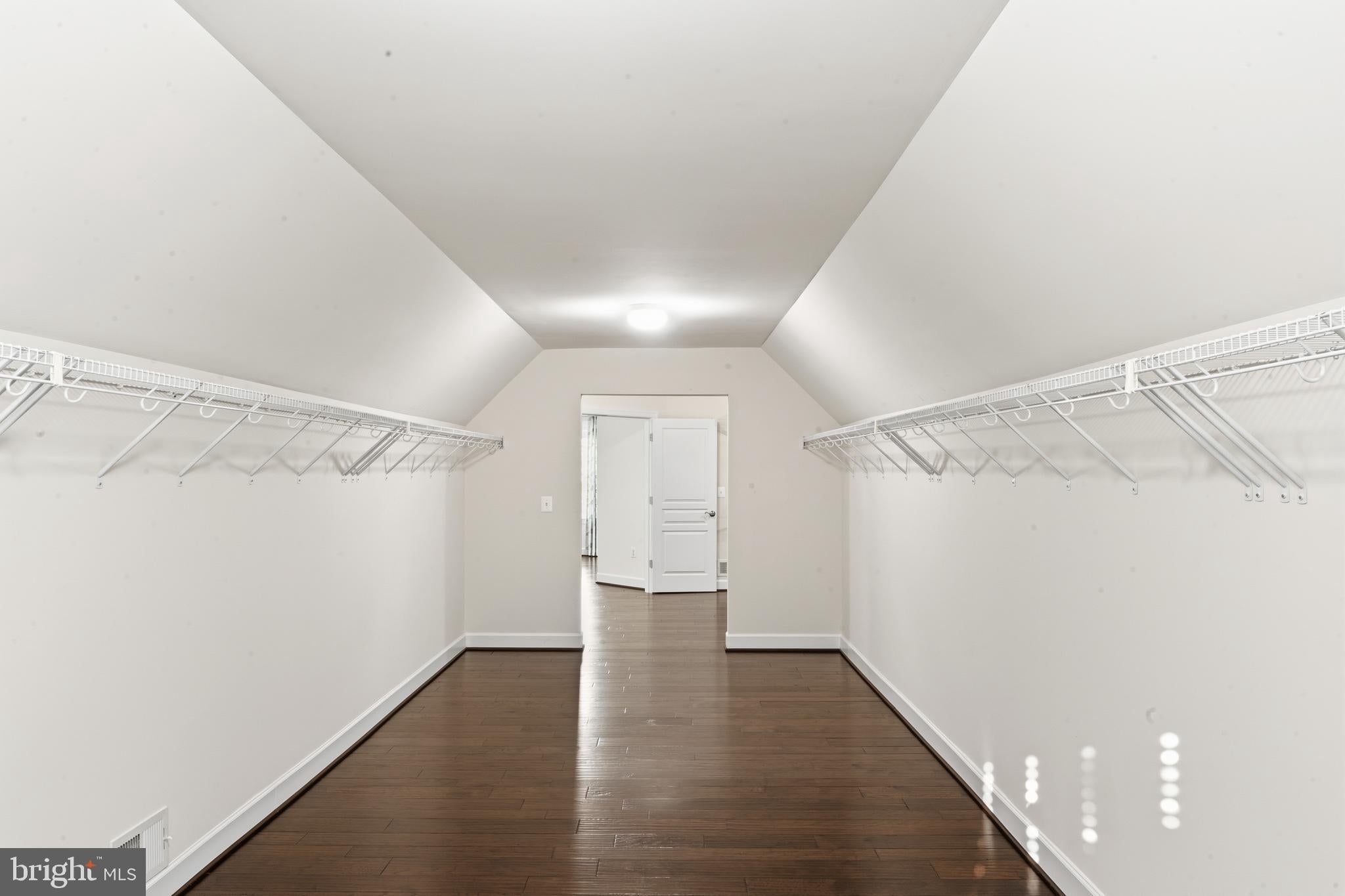 23028 Creighton Farms Dr, Leesburg, VA, 20175, USA, 5 Bedrooms Bedrooms, ,6 BathroomsBathrooms,Residential,Active,23028 Creighton Farms Dr,VALO2133250