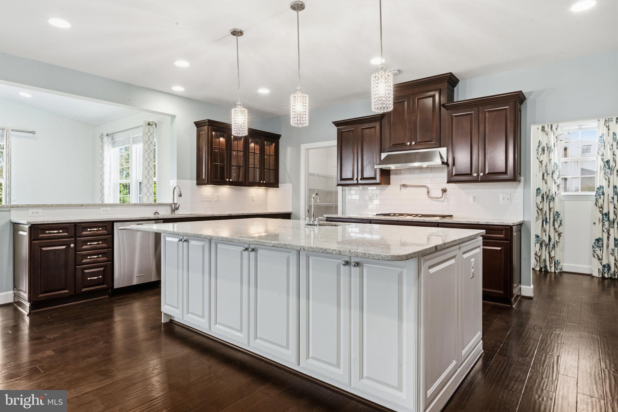 23028 Creighton Farms Dr, Leesburg, VA, 20175, USA, 5 Bedrooms Bedrooms, ,6 BathroomsBathrooms,Residential,Active,23028 Creighton Farms Dr,VALO2133250