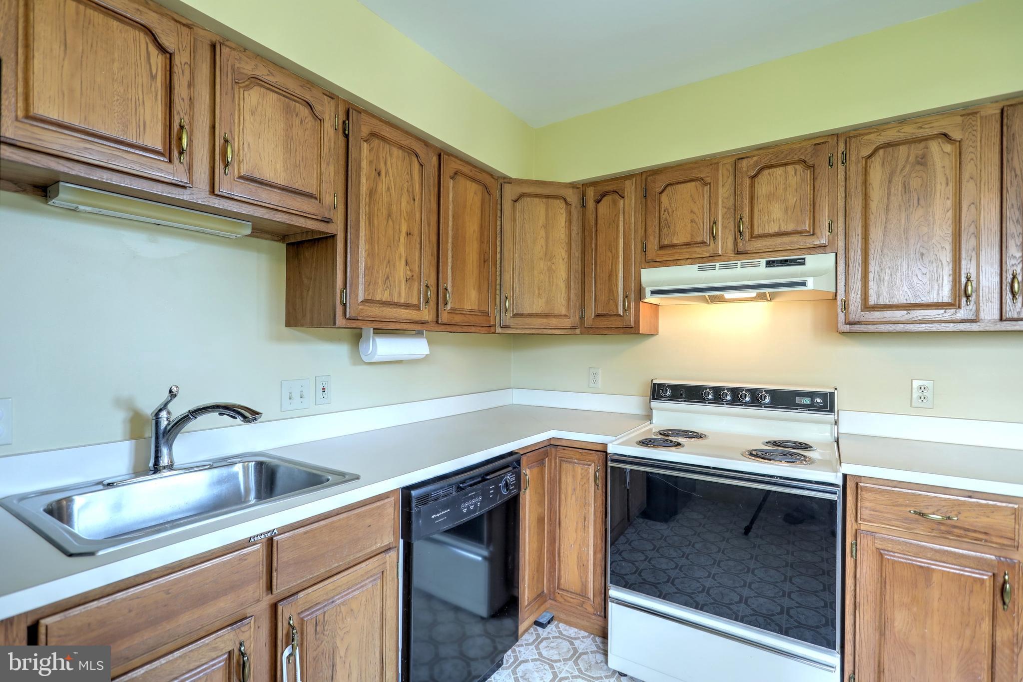 LAKE MEADE - Residential