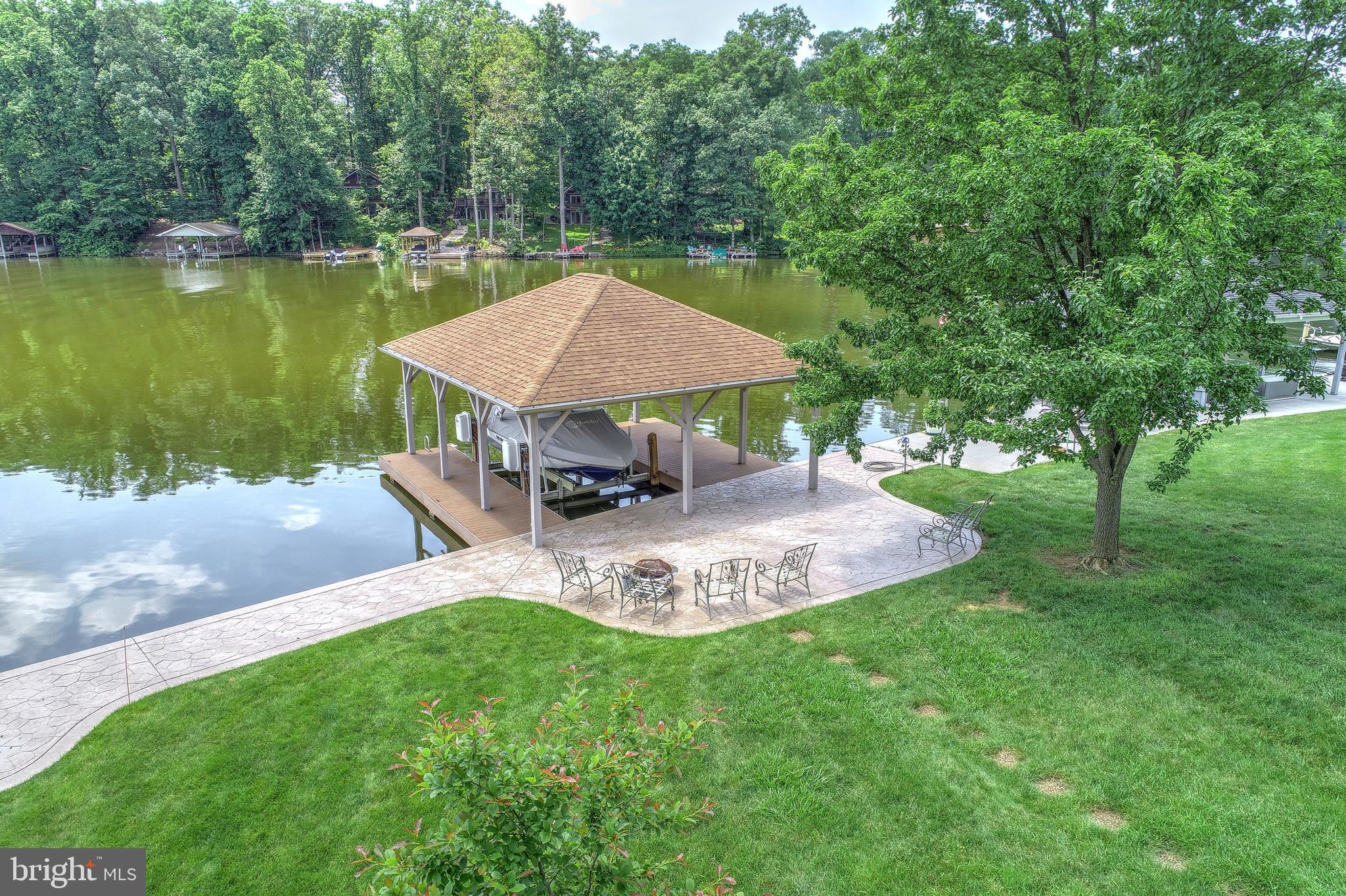 LAKE MEADE - Residential