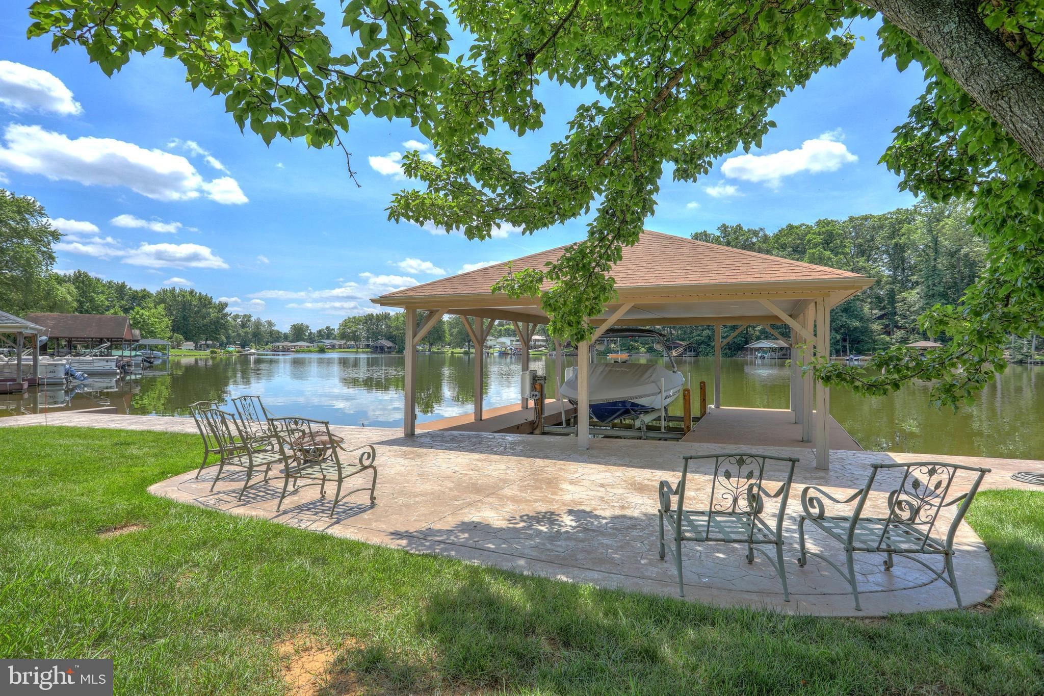 LAKE MEADE - Residential