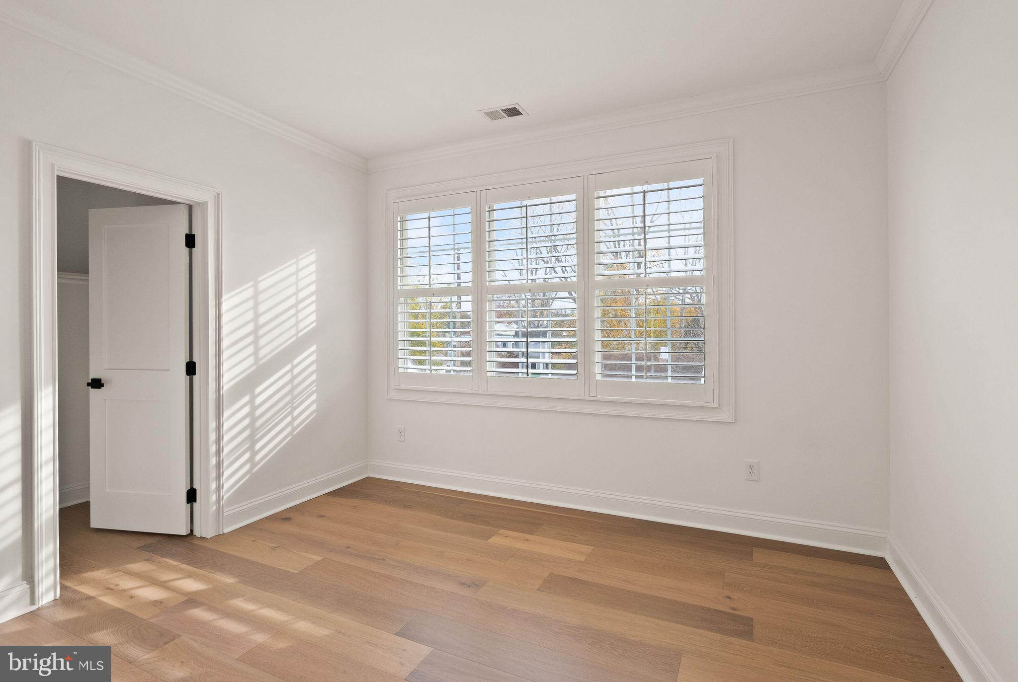 ROCK CREEK KNOLLS - Residential