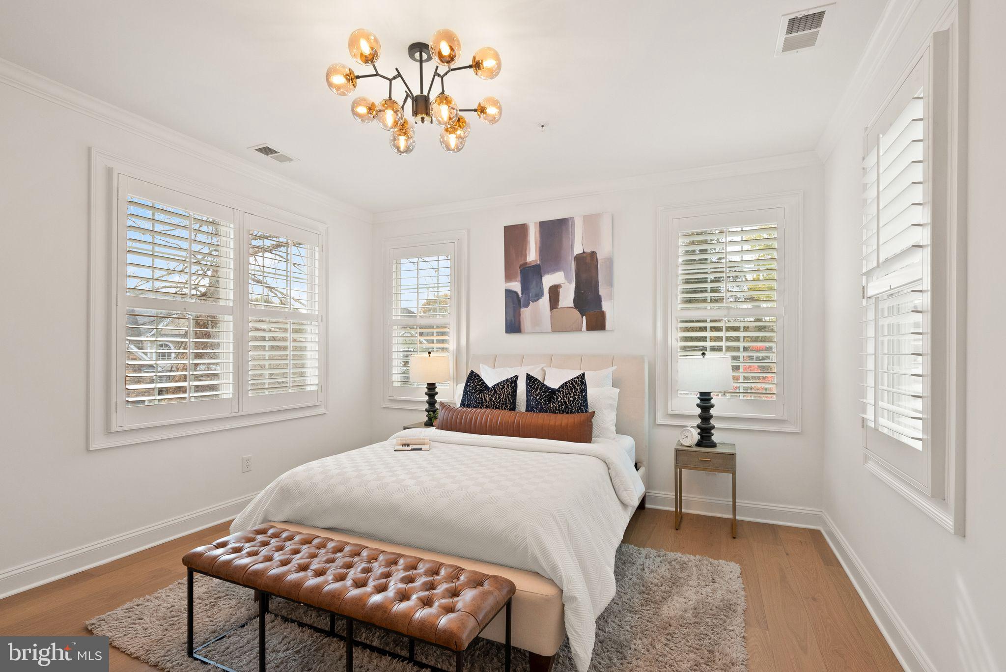 ROCK CREEK KNOLLS - Residential