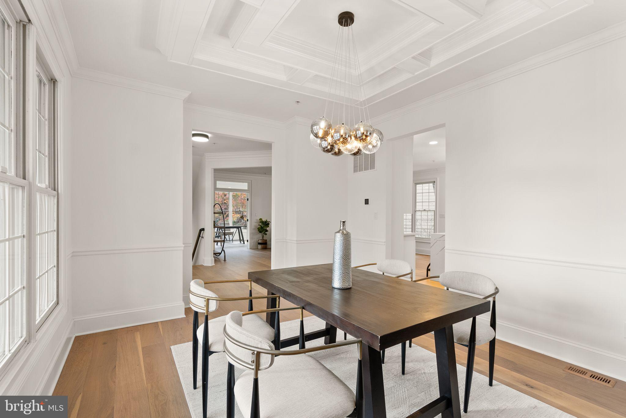 ROCK CREEK KNOLLS - Residential