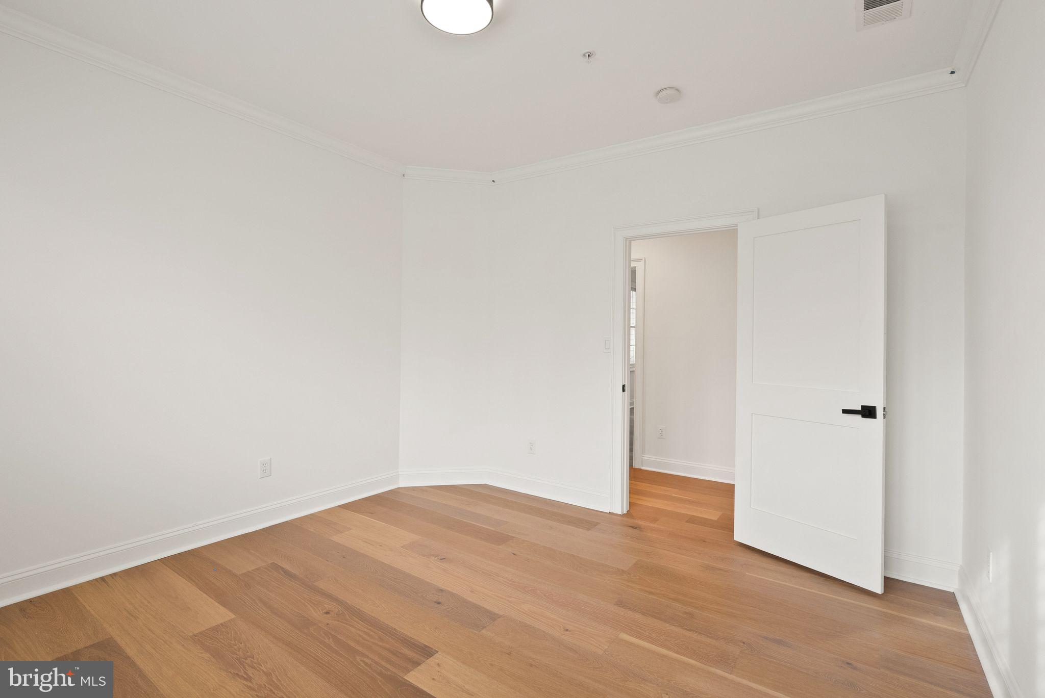 ROCK CREEK KNOLLS - Residential