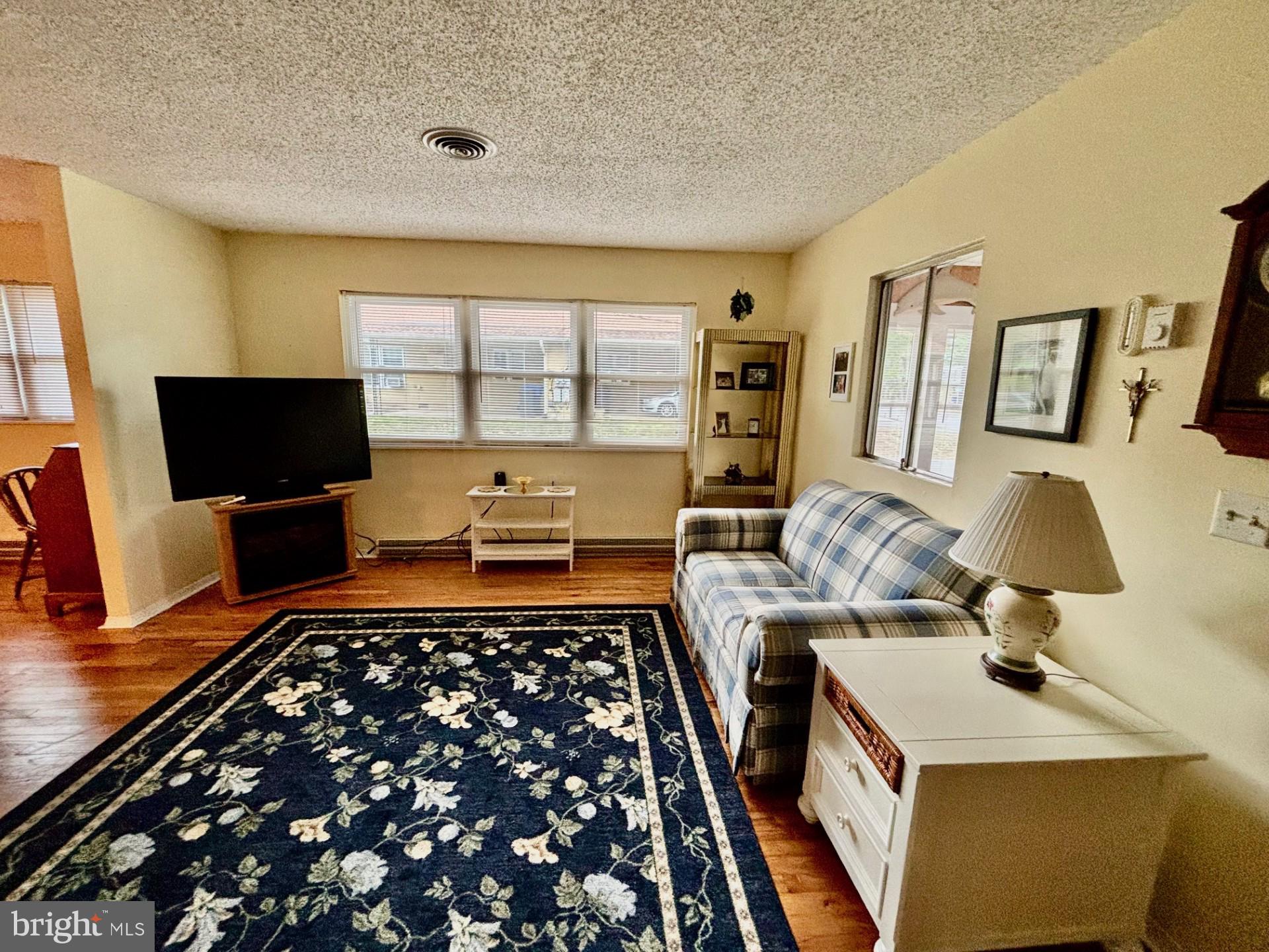 12 SYCAMORE ROAD