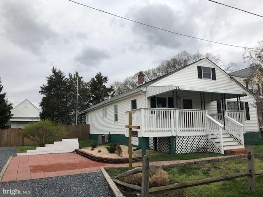 Renovated  Cape Cod with 3 large bedrooms, 2 full bath. New A/C unit! Granite counters, ceramic tile, carpet and  NEW stainless steel appliances. Great open space layout. Large family and living spaces. Plenty of off street parking with garage. Awesome size deck off rear for family gatherings with fenced rear yard.