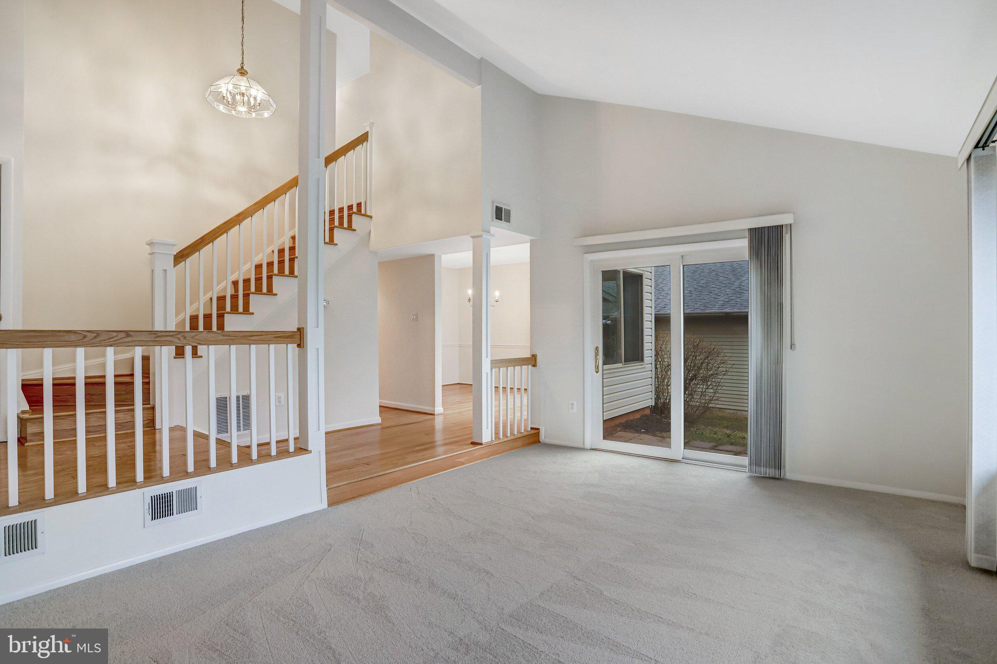 SUGARLAND RUN - Residential