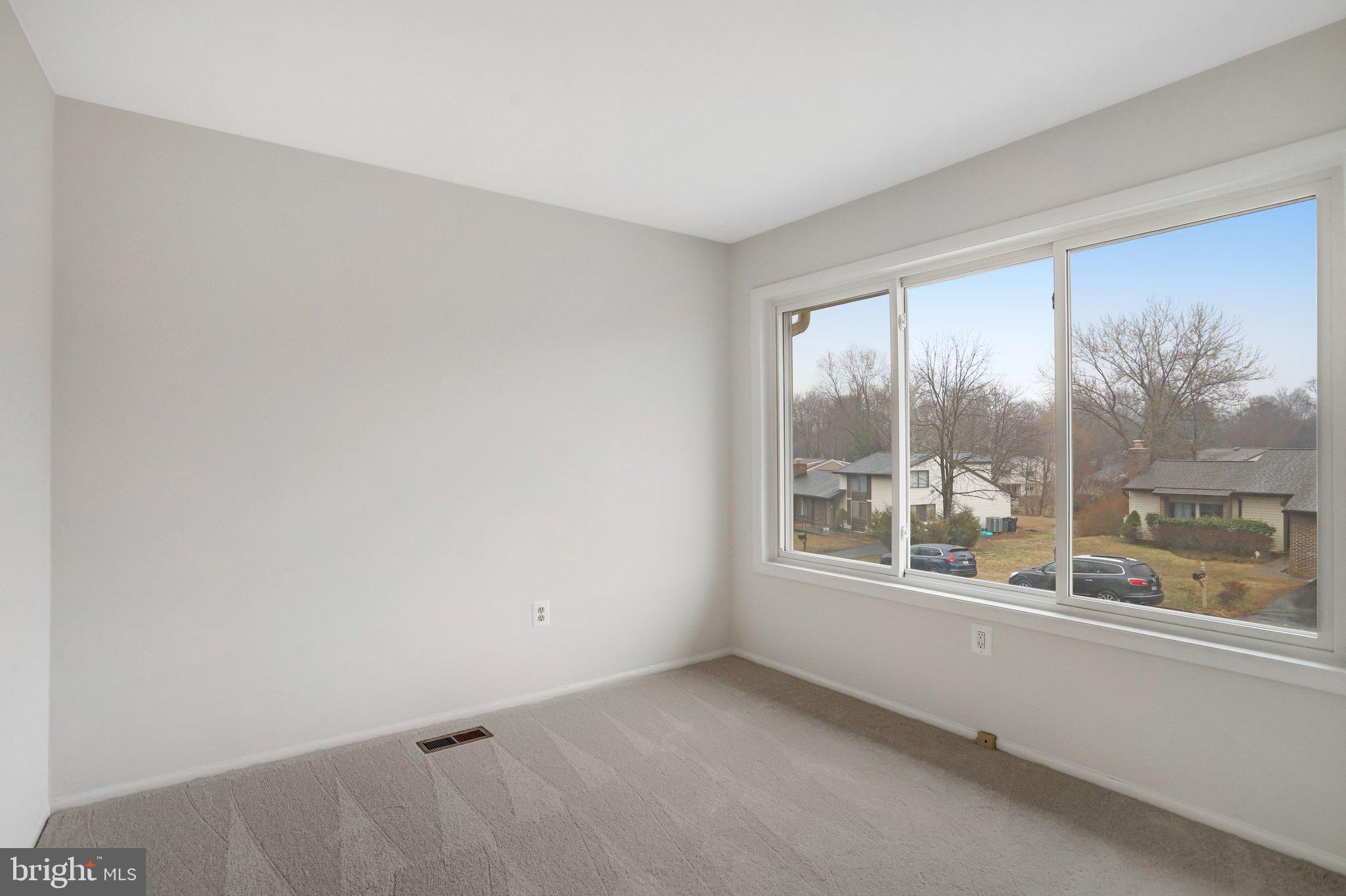 SUGARLAND RUN - Residential