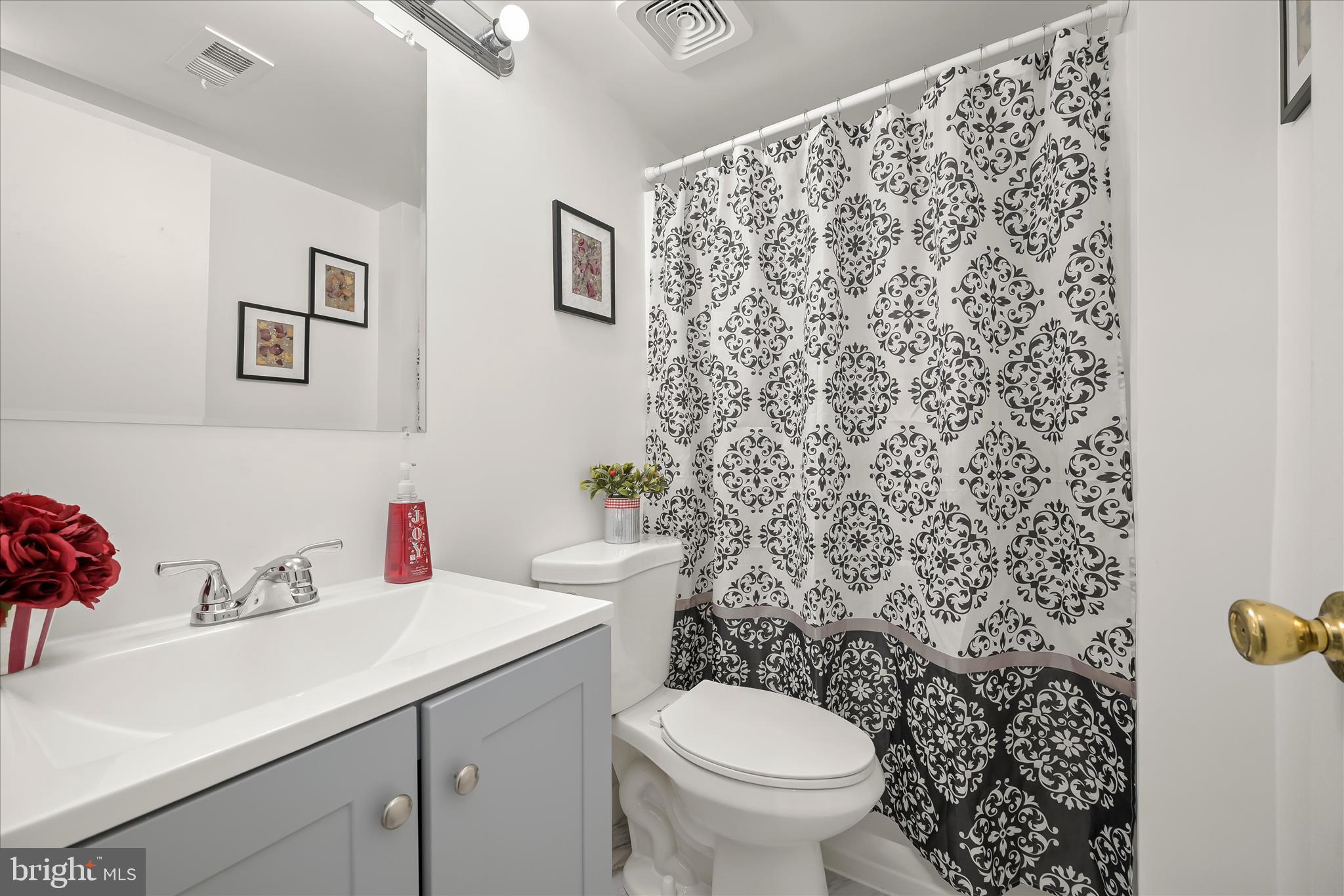 THOMAS CHOICE GARDENS - Residential