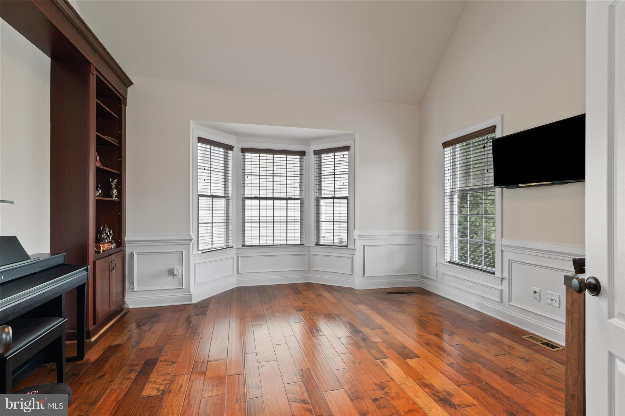 DOMINION VALLEY COUNTRY CLUB - Residential