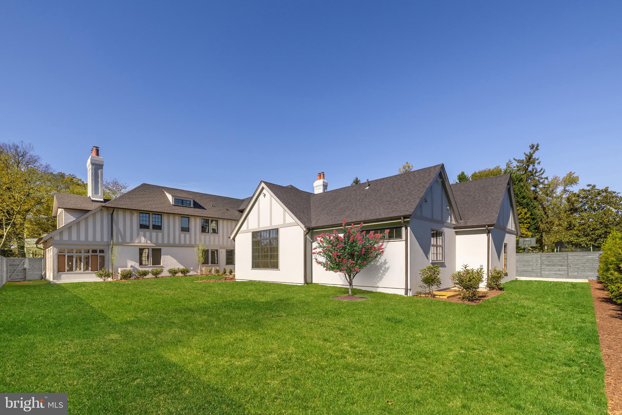 EDGEMOOR - Residential