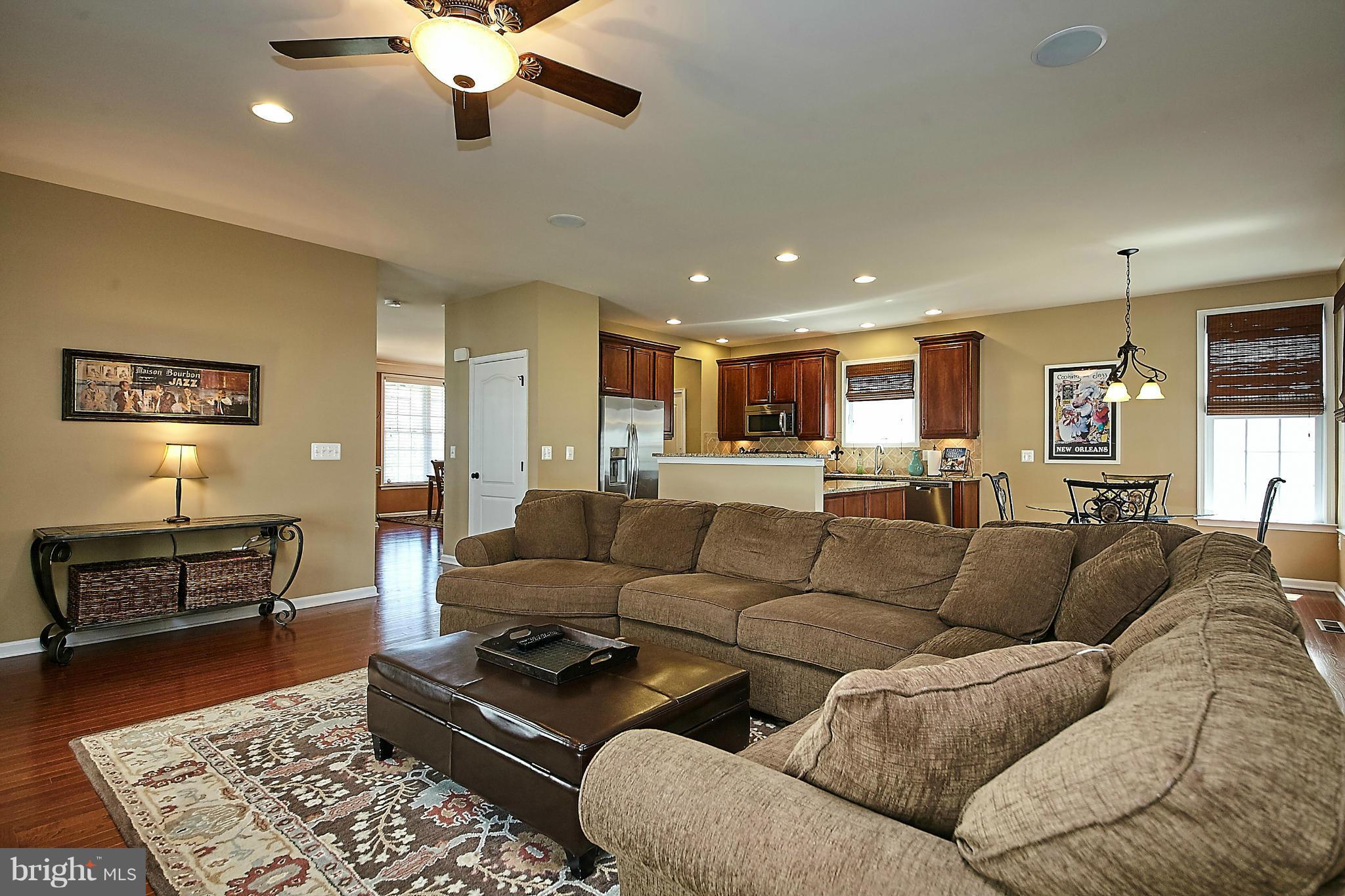 DOMINION VALLEY COUNTRY CLUB - Residential