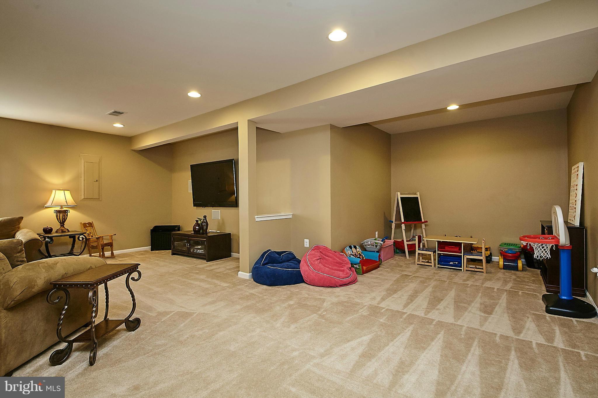 DOMINION VALLEY COUNTRY CLUB - Residential