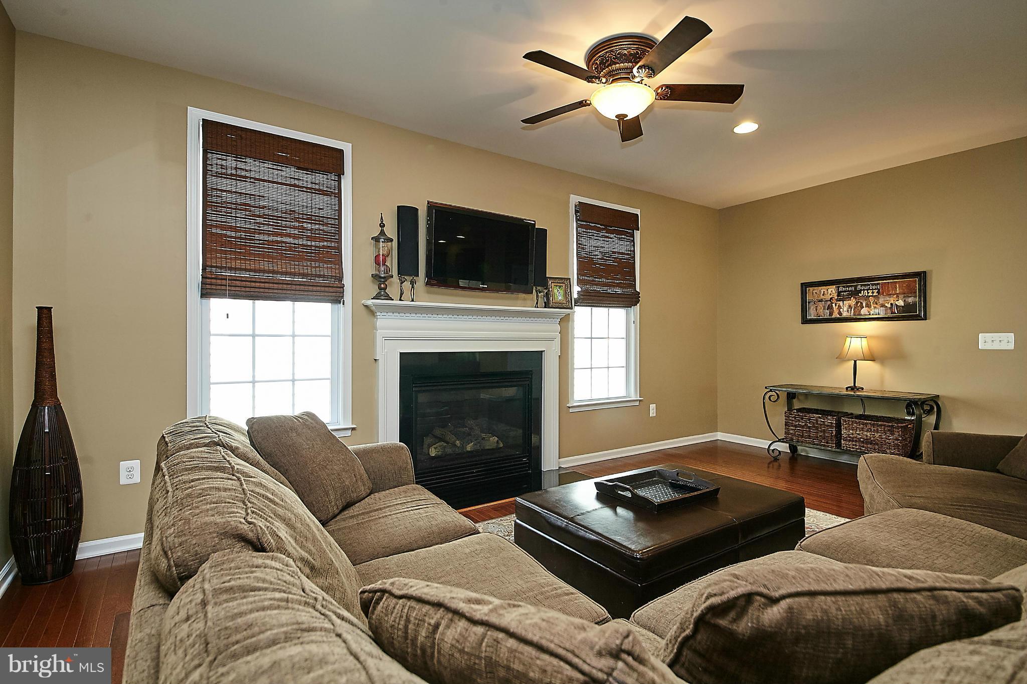 DOMINION VALLEY COUNTRY CLUB - Residential