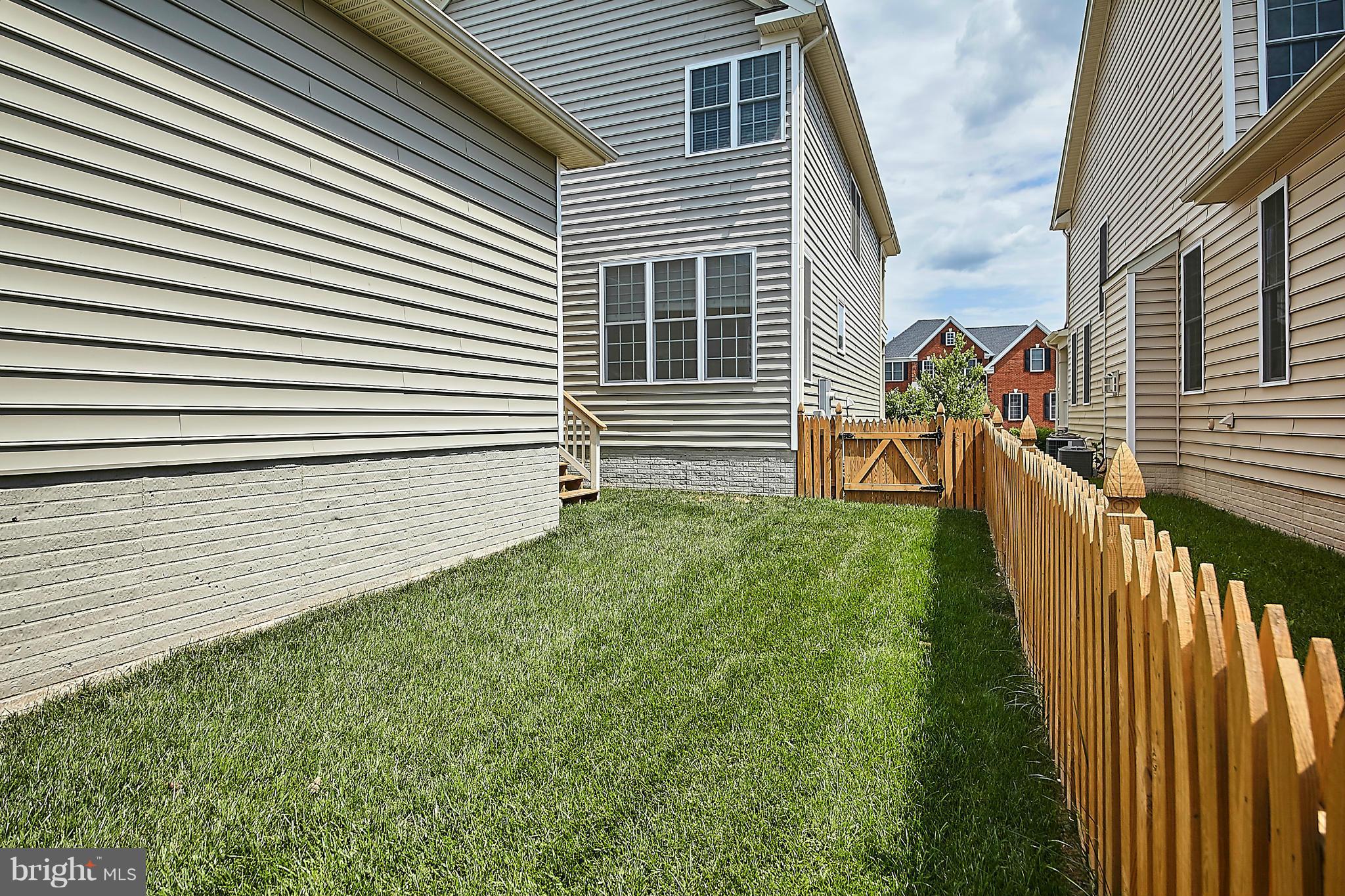 DOMINION VALLEY COUNTRY CLUB - Residential