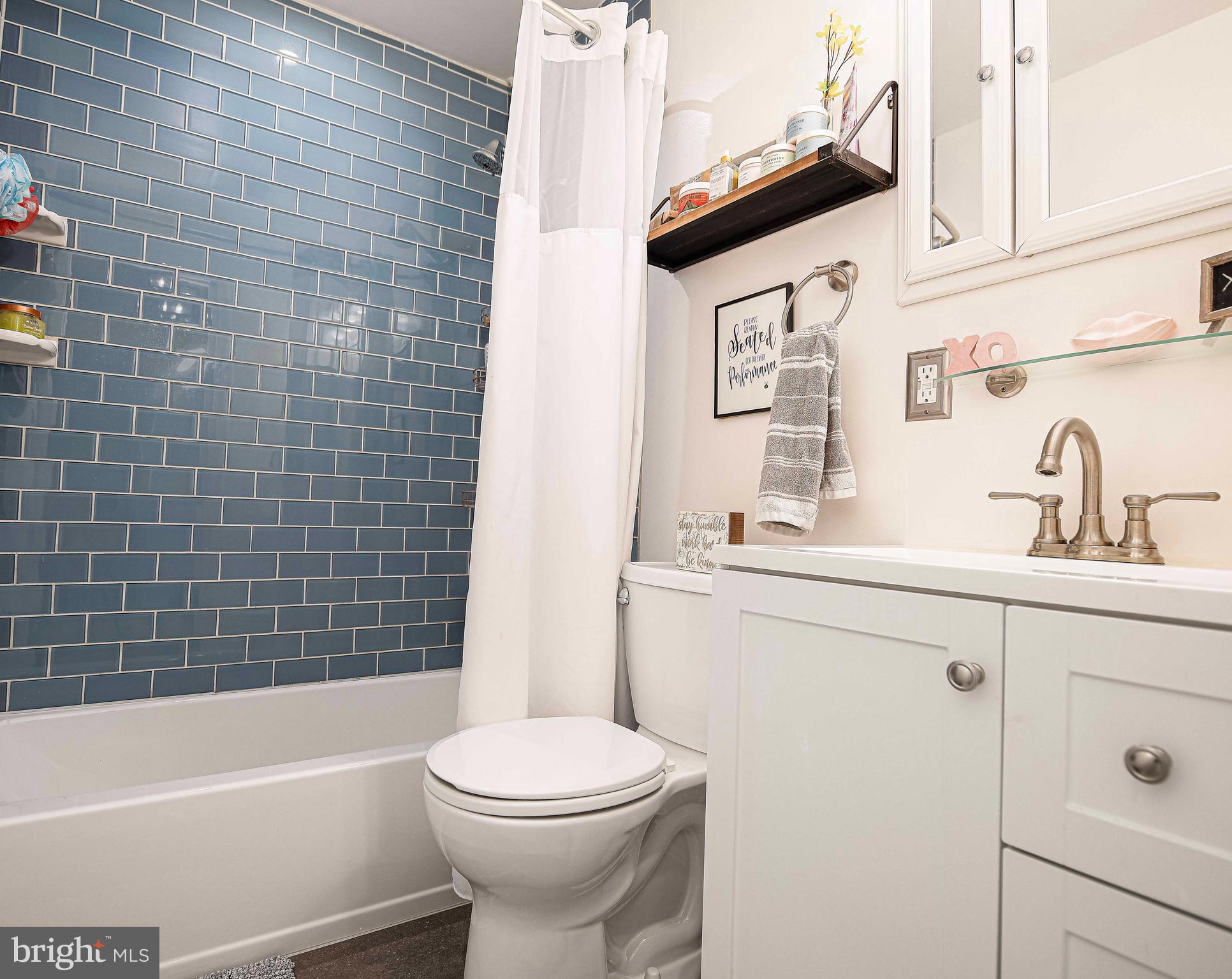 WEST RIDING - Residential