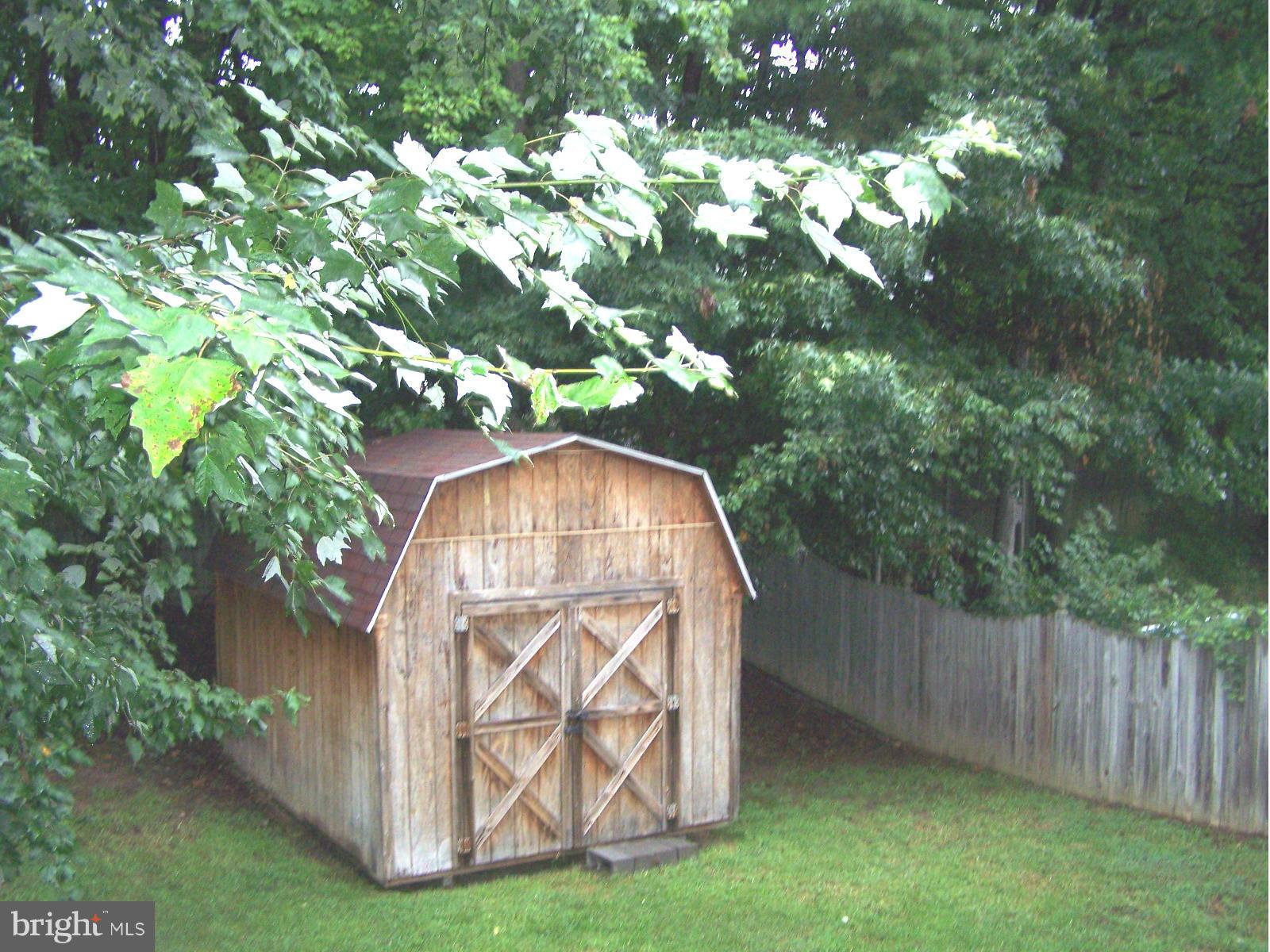 DALE CITY - Residential Lease