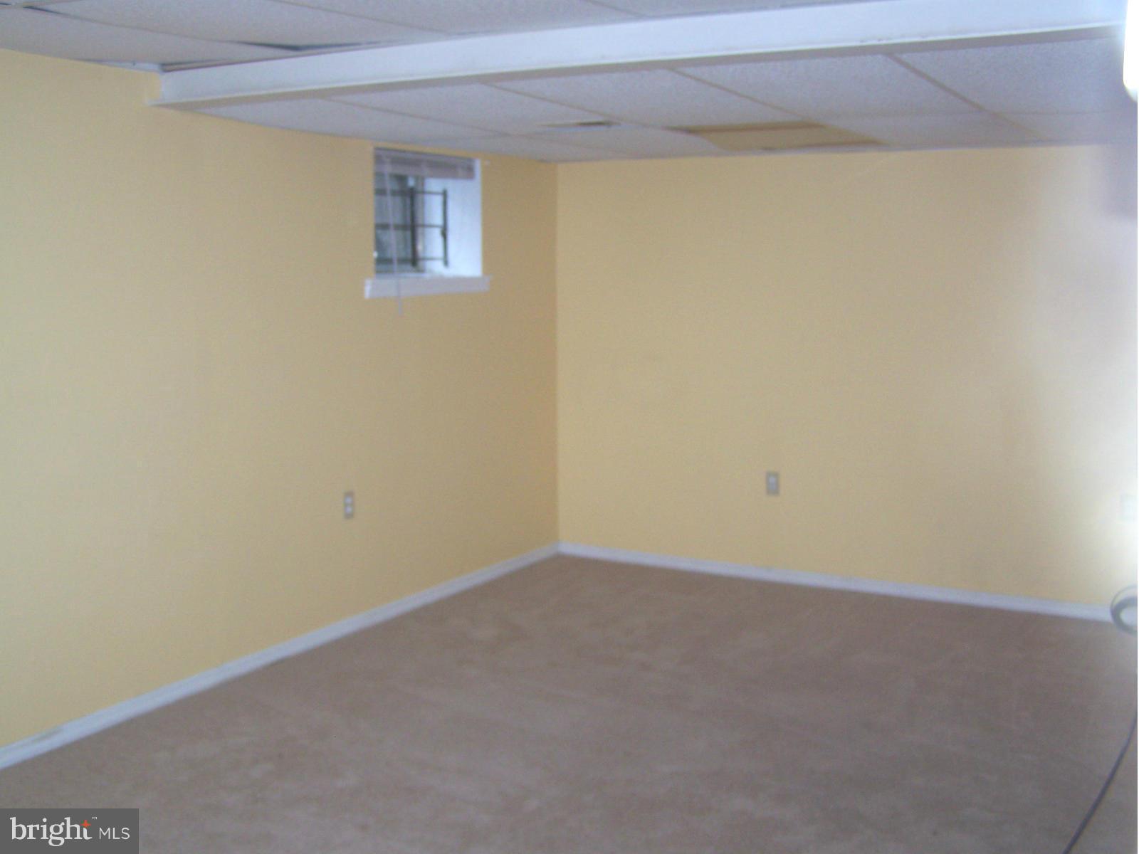 DALE CITY - Residential Lease