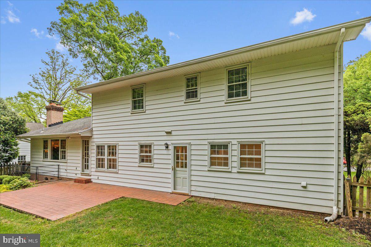 CAMELOT - Residential