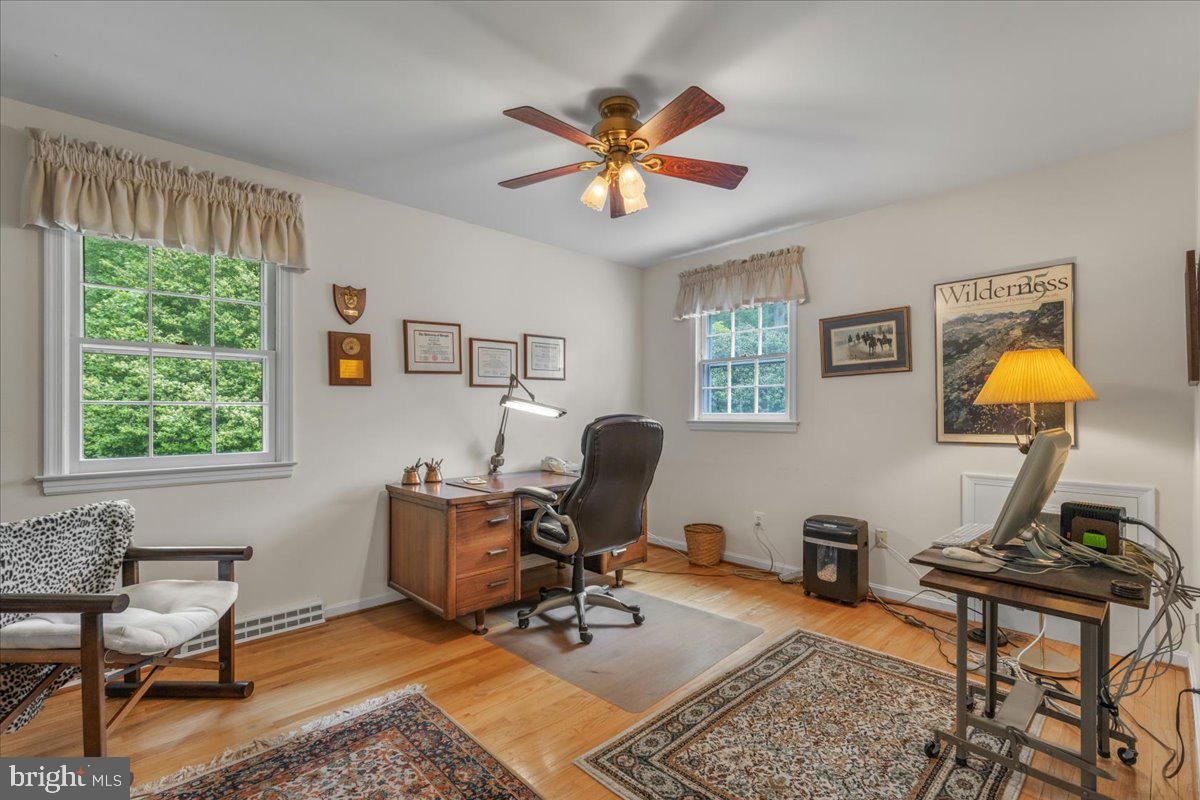 CAMELOT - Residential