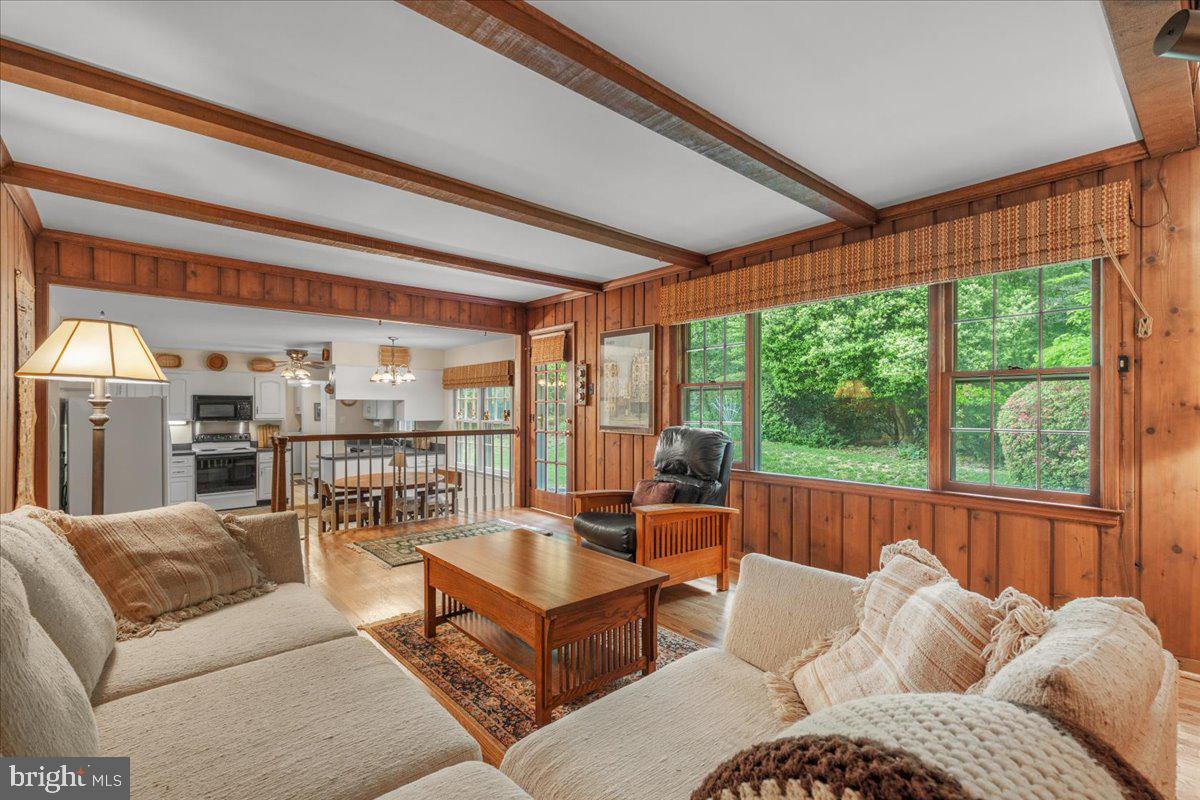 CAMELOT - Residential