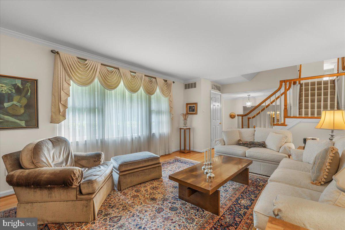 CAMELOT - Residential